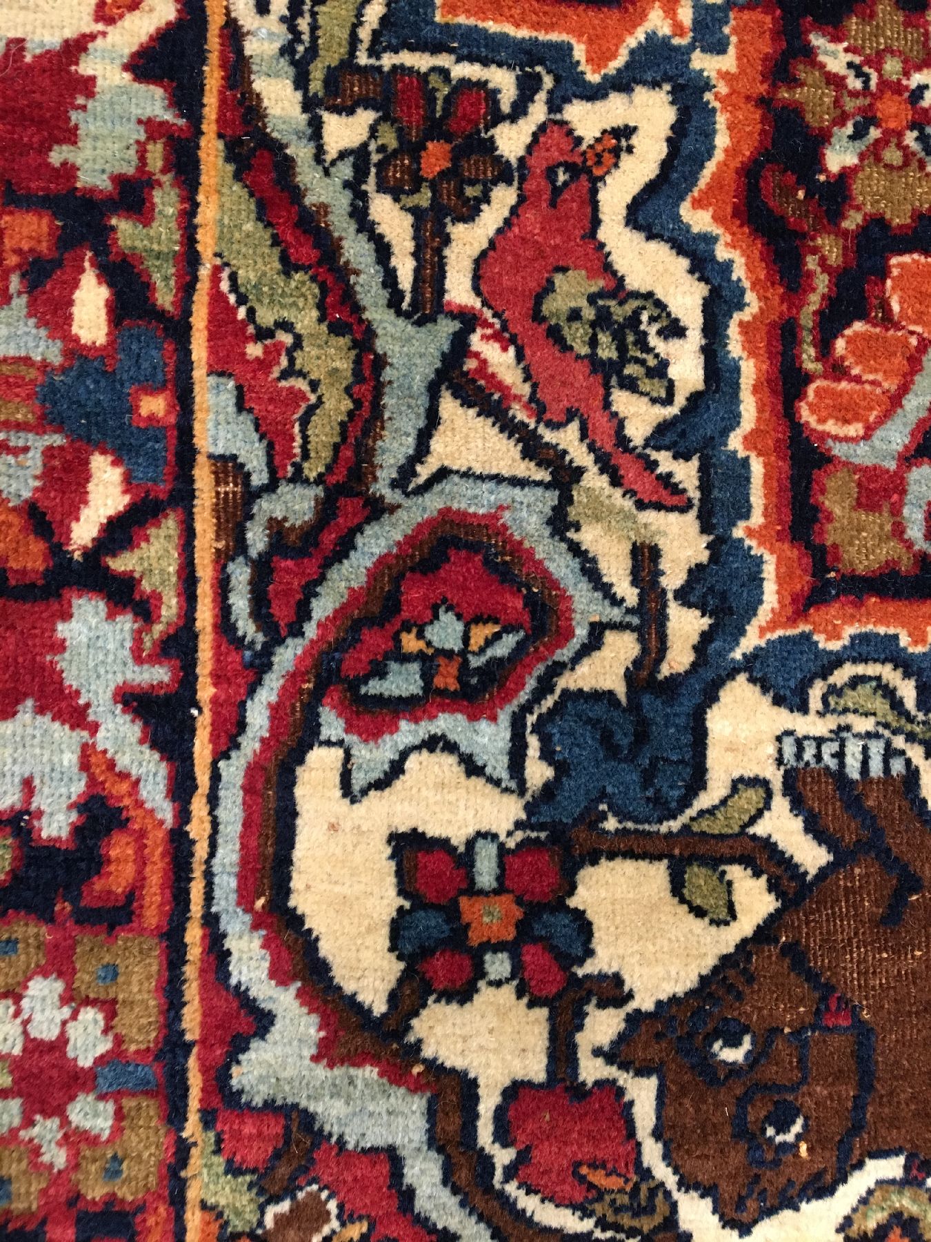 Detail h: Kerman "Lawer" antik, Südpersien, 19.Jhd., Wolle geknüpft auf Baumwolle. Dekorativer und seltener Kerman-Lawer mit erstklassigen ...