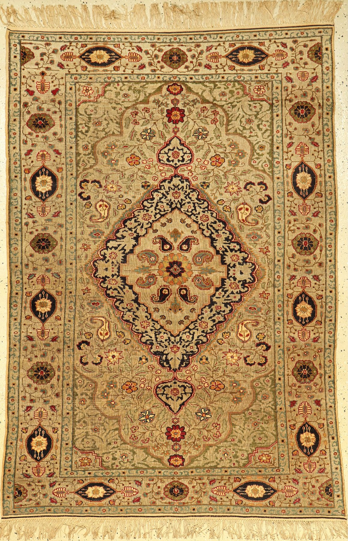 Feiner metallbroschierter Seiden Kaisery "Flosh" antik, Türkei, um 1900, Floshseide mit metallbroschierten Grund. Seltener Kaisery mit ...
