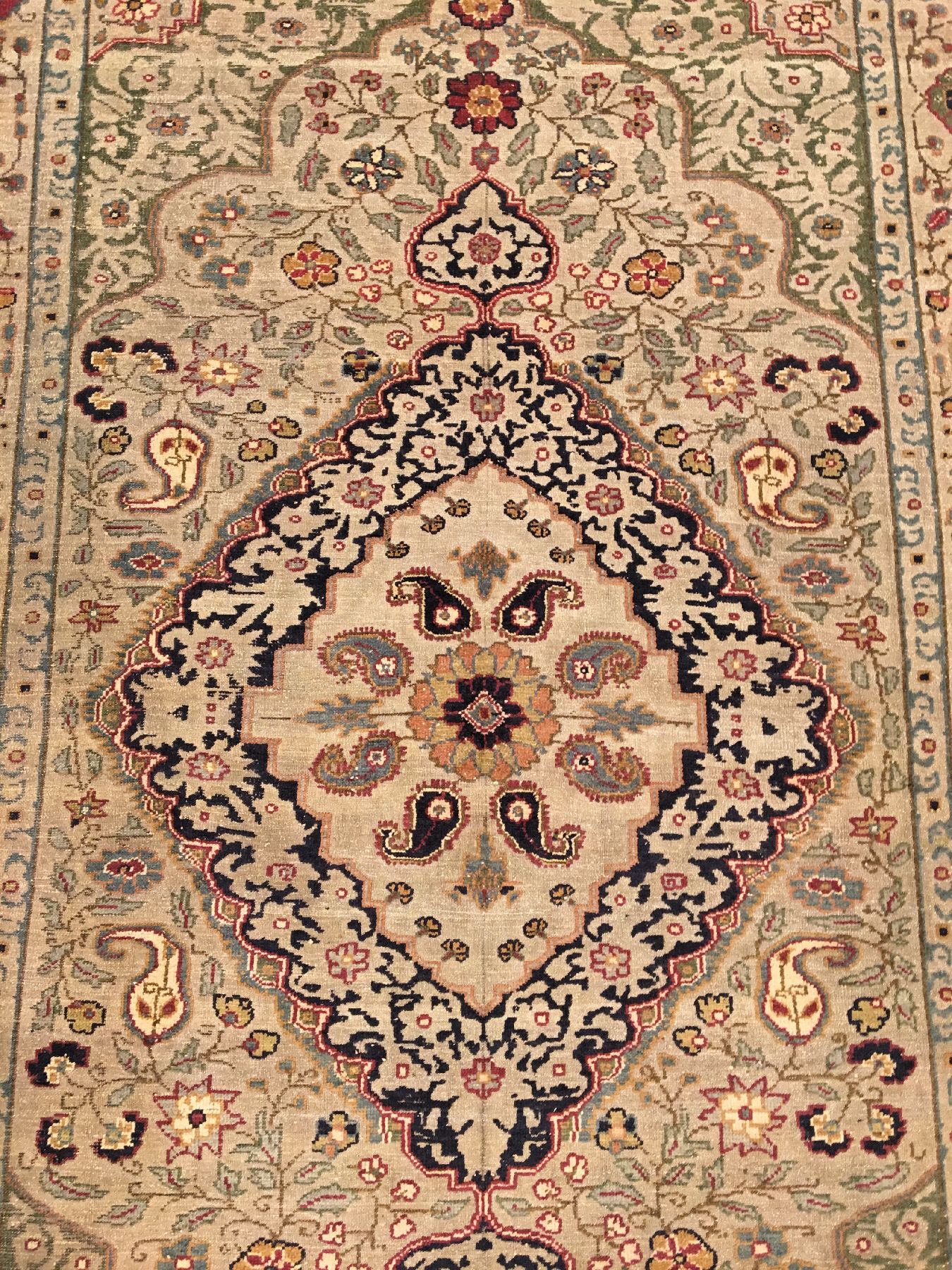 Detail b: Feiner metallbroschierter Seiden Kaisery "Flosh" antik, Türkei, um 1900, Floshseide mit metallbroschierten Grund. Seltener Kaisery mit ...