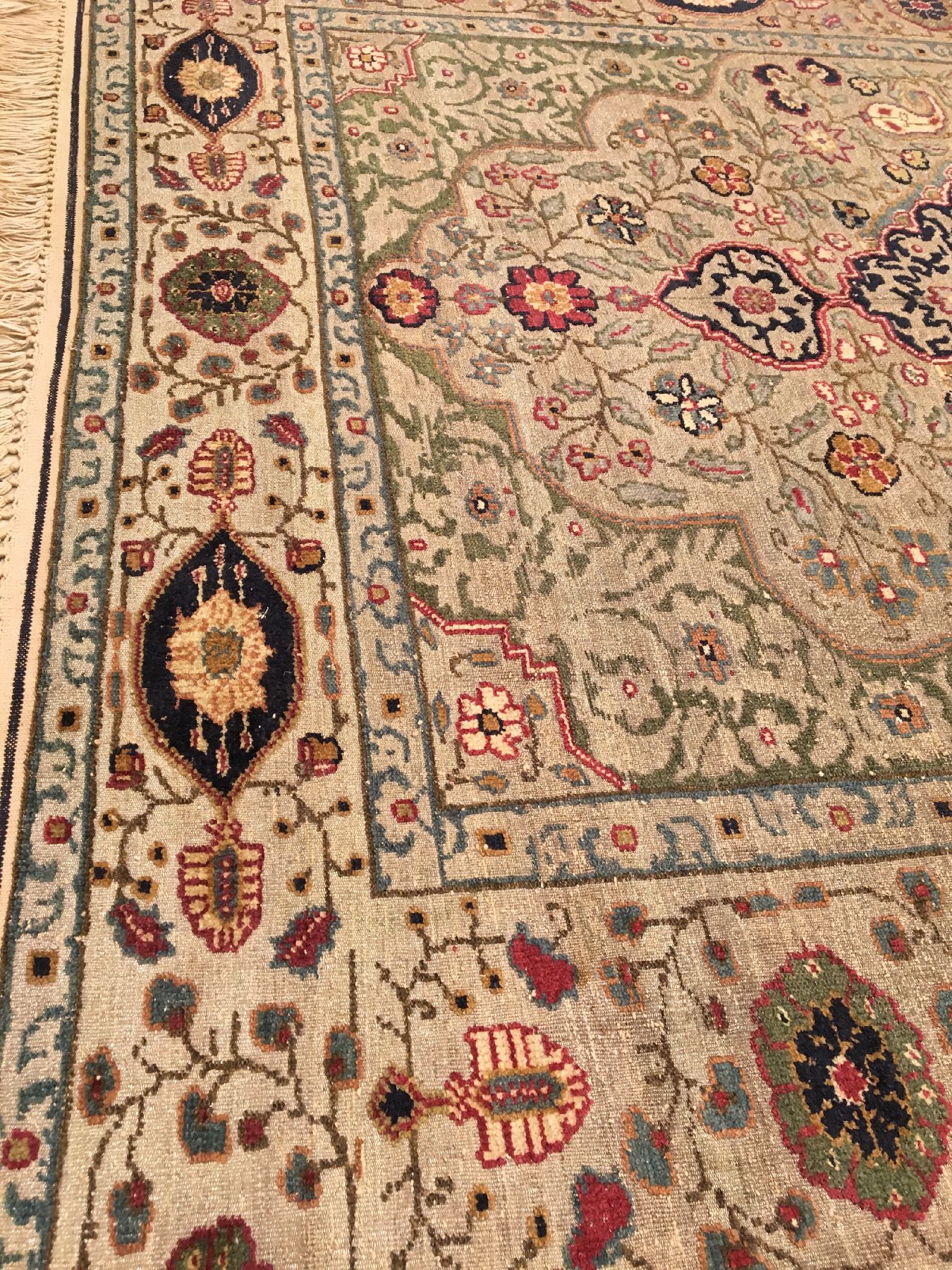 Detail d: Feiner metallbroschierter Seiden Kaisery "Flosh" antik, Türkei, um 1900, Floshseide mit metallbroschierten Grund. Seltener Kaisery mit ...
