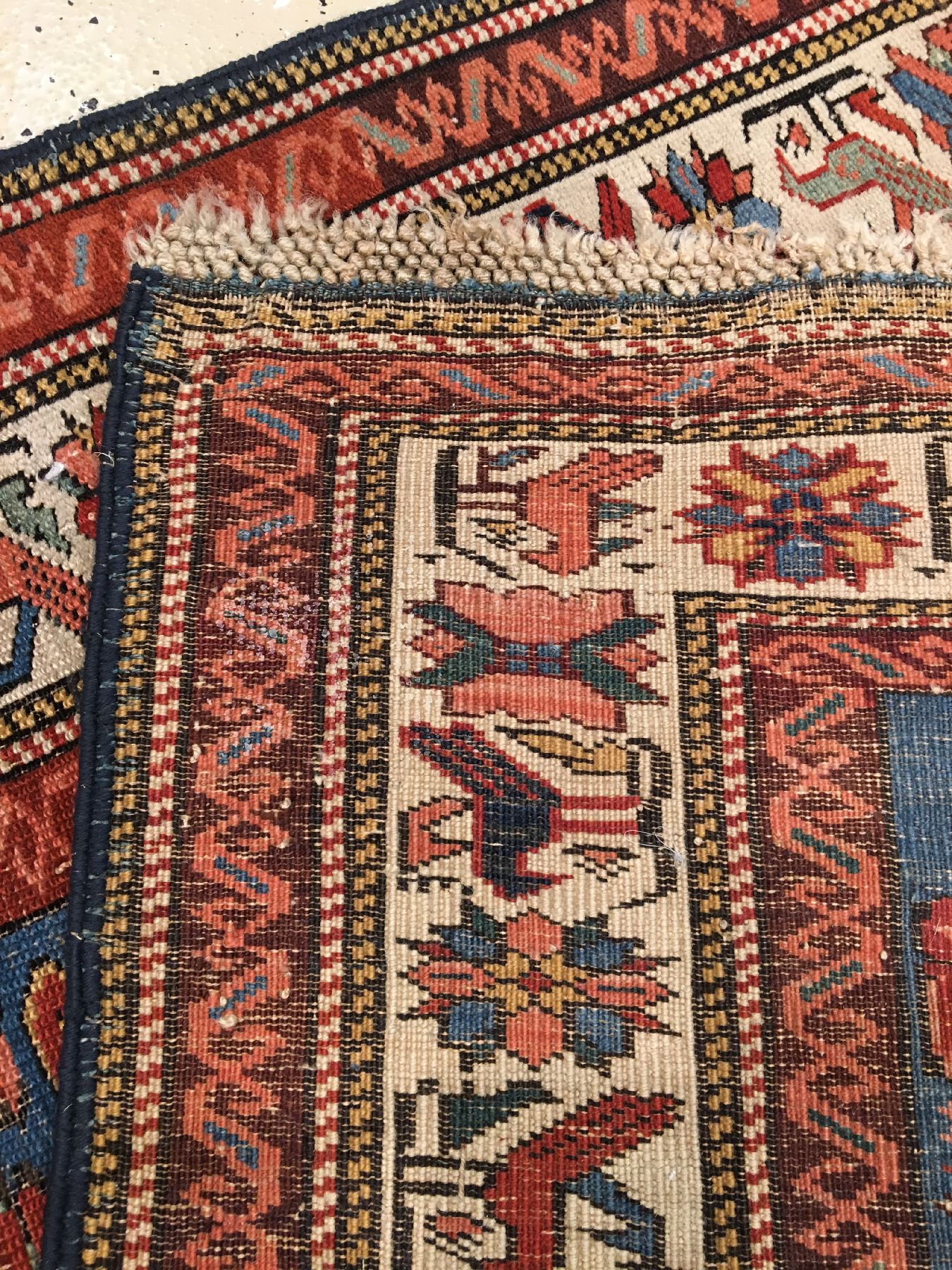Detail i: Seichur antik, Ostkaukasus Kuba-Gebiet, Ende 19.Jhd., Wolle geknüpft auf Wolle. Kleinformatiger Seichur im Nelkentypus auf himmelblauen Grund. ...