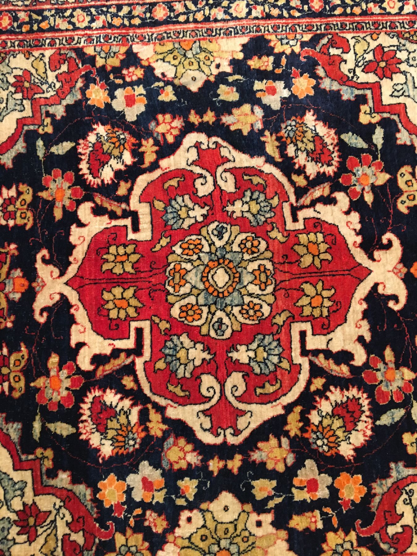 Detail g: Feiner Täbriz "Hadji-Jalili" antik, Nordwestpersien, Ende 19.Jhd., Korkwolle geknüpft auf Baumwolle. Dekorativer Täbriz aus den ...