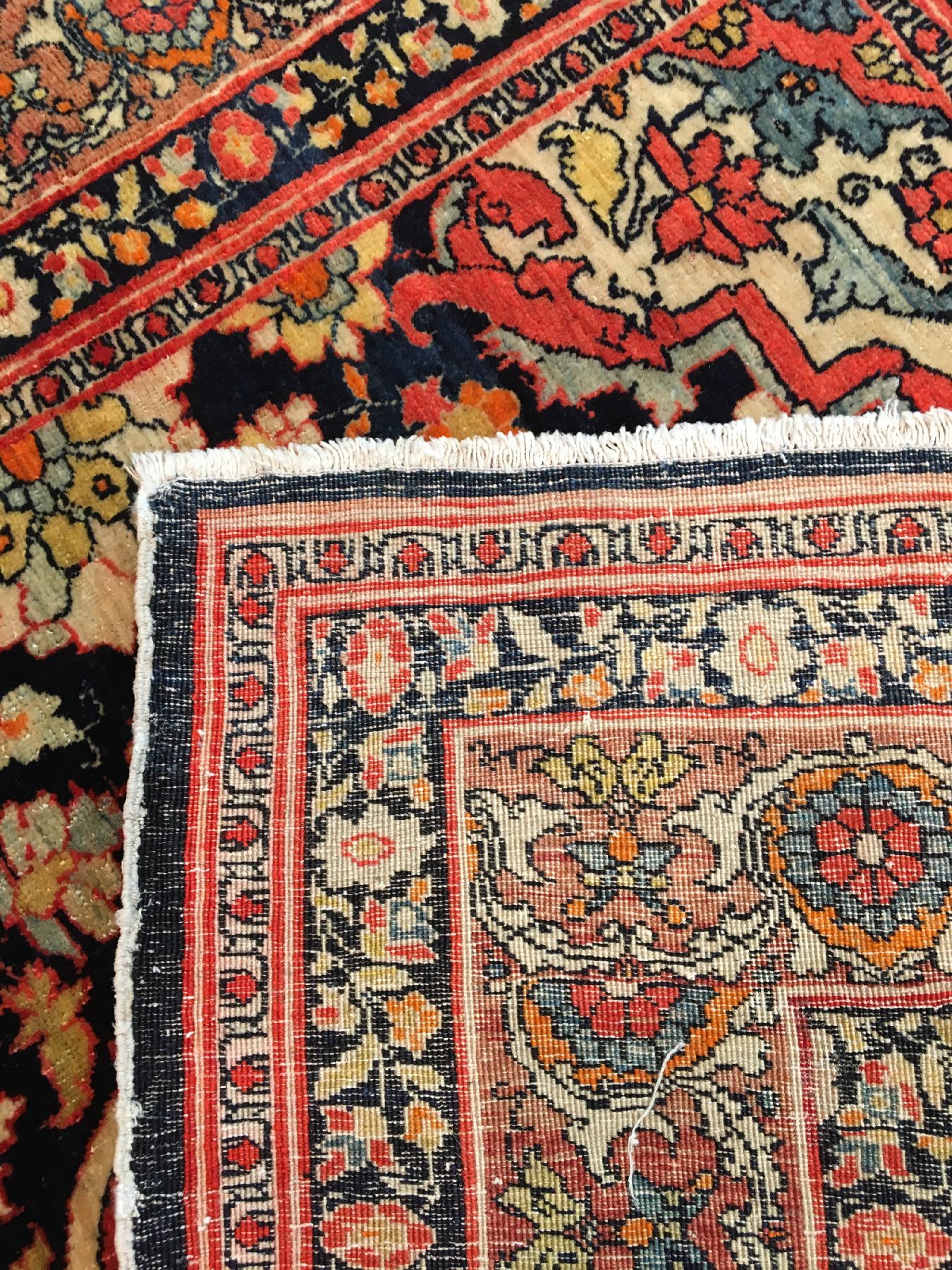 Detail i: Feiner Täbriz "Hadji-Jalili" antik, Nordwestpersien, Ende 19.Jhd., Korkwolle geknüpft auf Baumwolle. Dekorativer Täbriz aus den ...