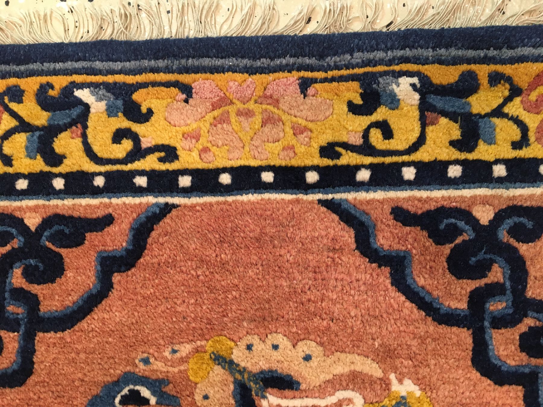 Detail g: Ning-Hsia "Sitzbankteppich" antik, Westchina, 19.Jhd., Korkwolle geknüpft auf Baumwolle. Hochwertiger Sitzbankteppich mit Schmetterling ...