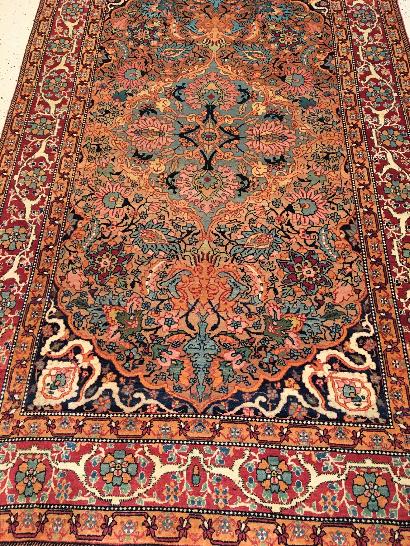 Detail a: Seltener feiner Kerman antik, Südpersien, 19.Jhd., Korkwolle geknüpft auf Baumwolle. Dekorativer Kerman Teppich in einzigartiger Farbkomposition. ...