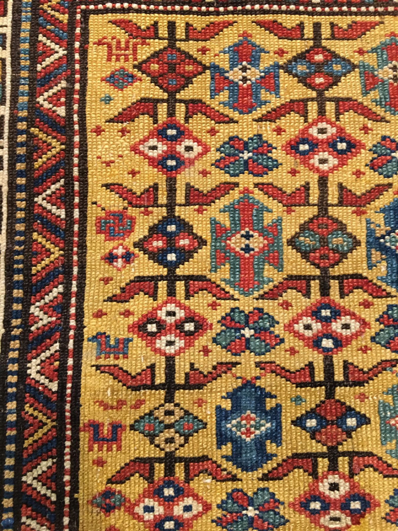 Detail d: Feiner gelber Dagestan antik, Nordostkaukasus, 19.Jhd., Wolle geknüpft auf Wolle. Feiner Dagehstan mit gelben Grund im sogenannten ...