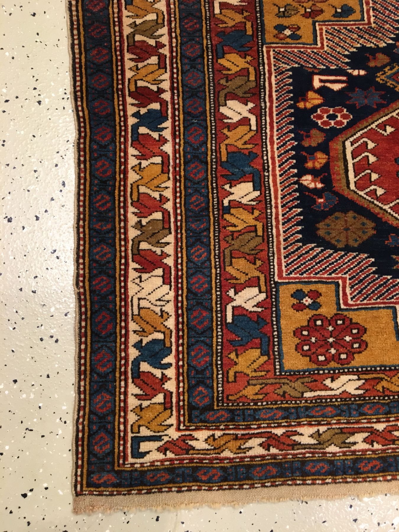 Detail f: Feiner Chila antik, Südostkaukasus Azerbaijan Baku-Gebiet, 19.Jhd., Wolle geknüpft auf Wolle. Sehr fein und sauber geknüpfter Teppich aus dem ...
