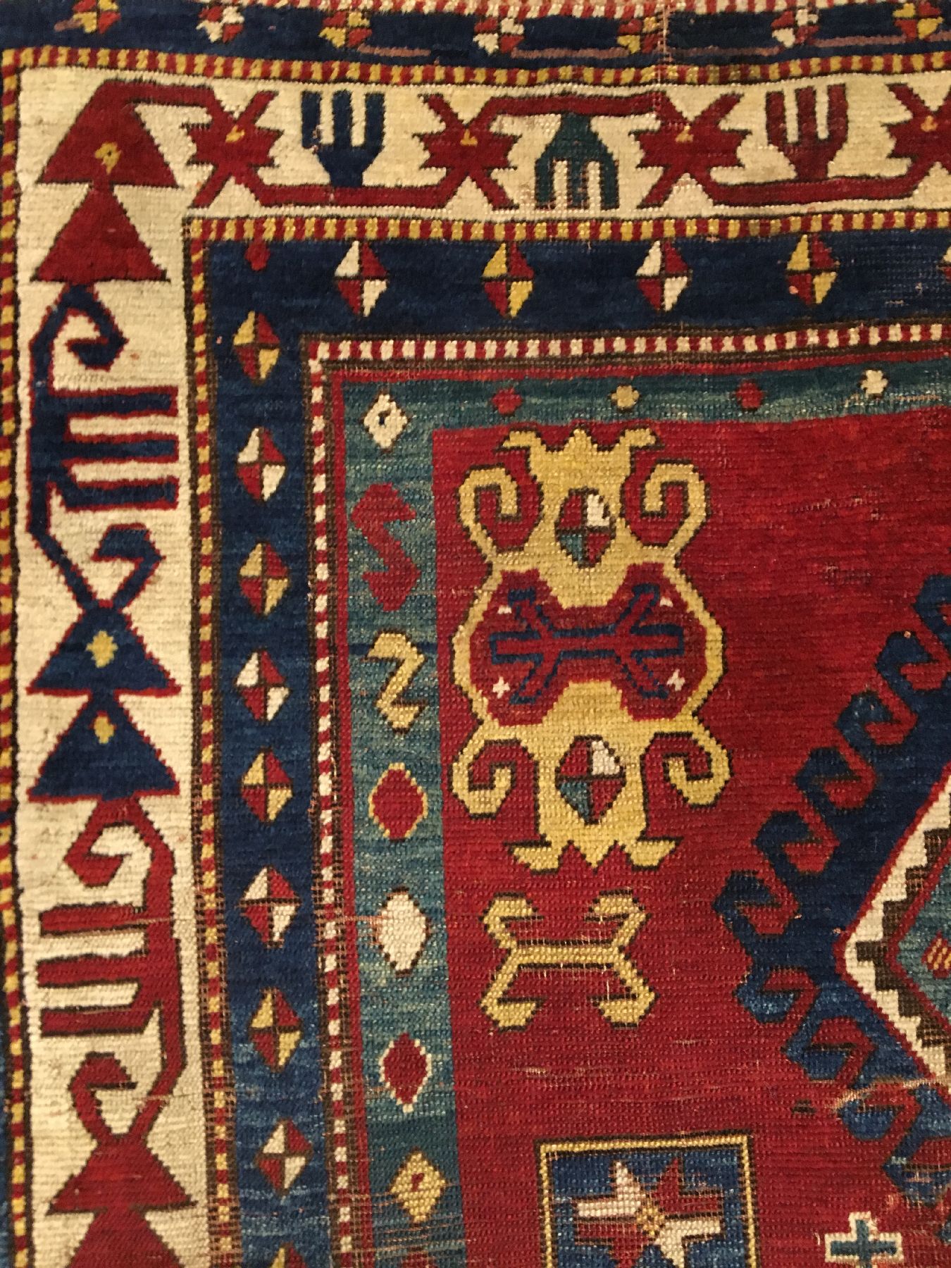 Detail e: Lori Pambak Kasak antik, Südwestkaukasus, 19.Jhd., Wolle geknüpft auf Wolle. Früher Lori Pambak Kasak mit klassischen und charakteristischen ...
