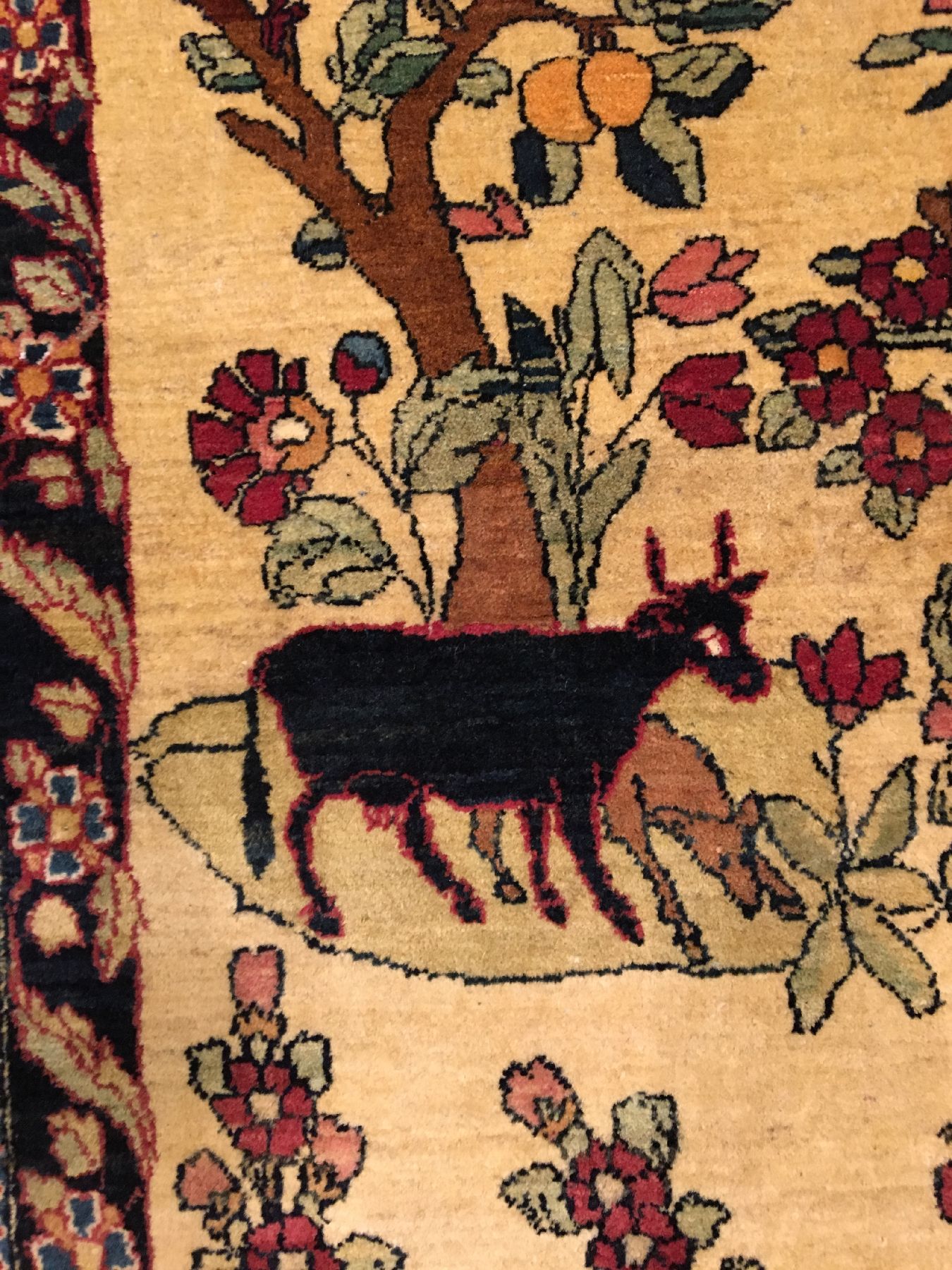 Detail d: Feiner Esfahan "Ahmad" antik (Paradies Design), Zentralpersien, um 1900, Korkwolle geknüpft auf Baumwolle. Feiner Esfahan aus den ...