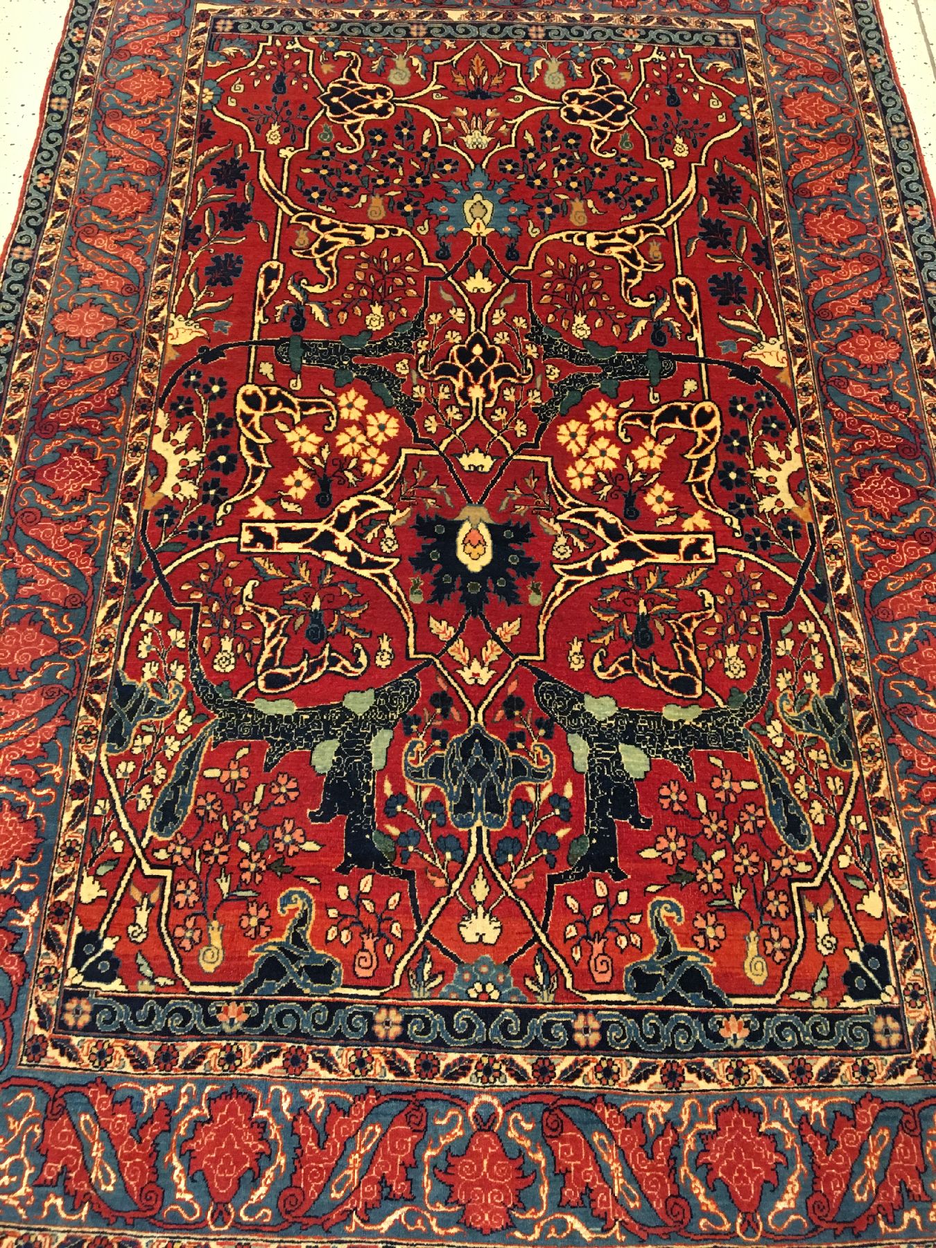Detail a: Feiner Teheran "Part-Silk" antik, Zentralpersien, um 1900, Korkwolle mit Seiden-Highlights geknüpft auf Baumwolle. Dieser feine Teheran ...