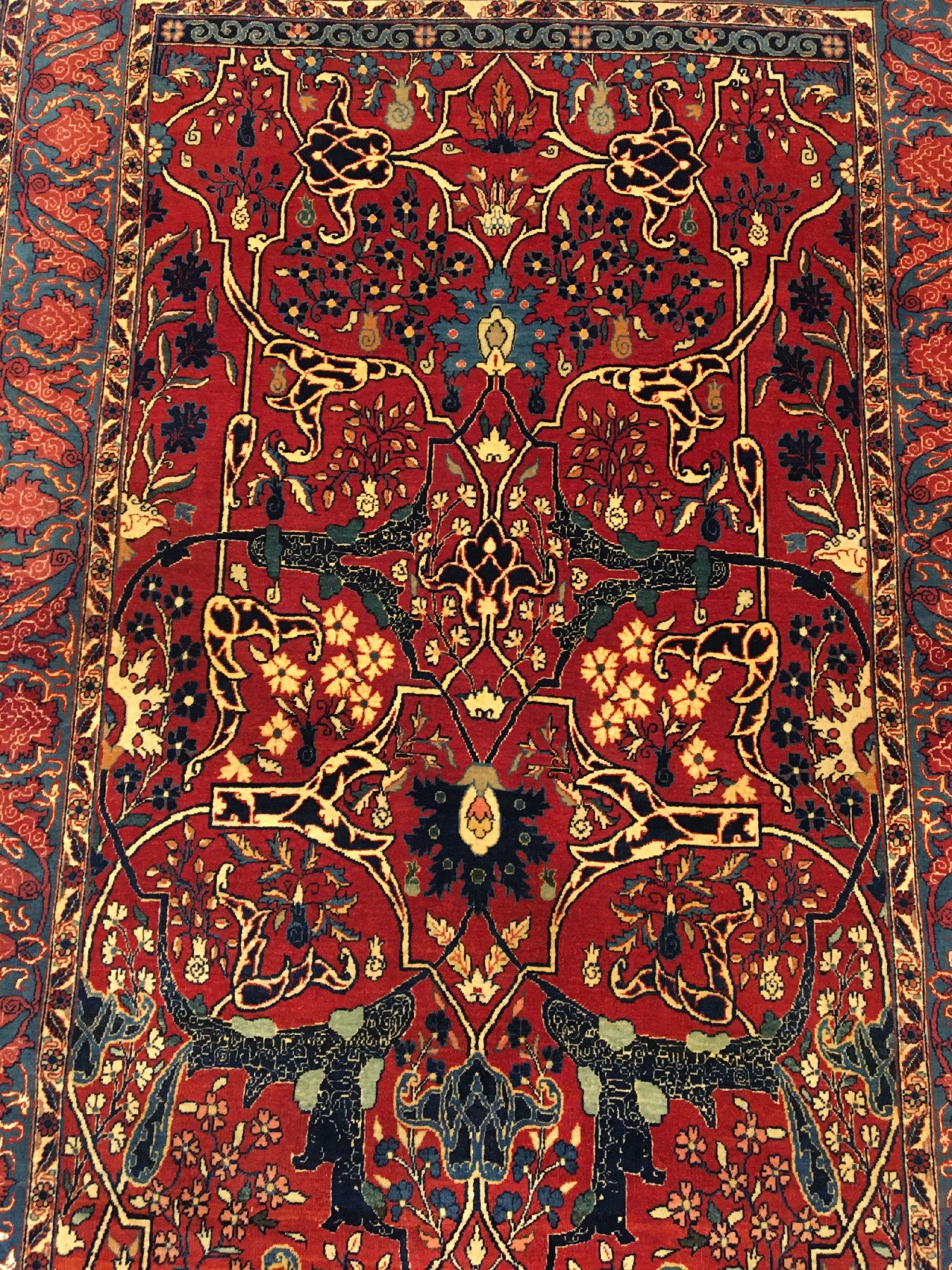 Detail c: Feiner Teheran "Part-Silk" antik, Zentralpersien, um 1900, Korkwolle mit Seiden-Highlights geknüpft auf Baumwolle. Dieser feine Teheran ...