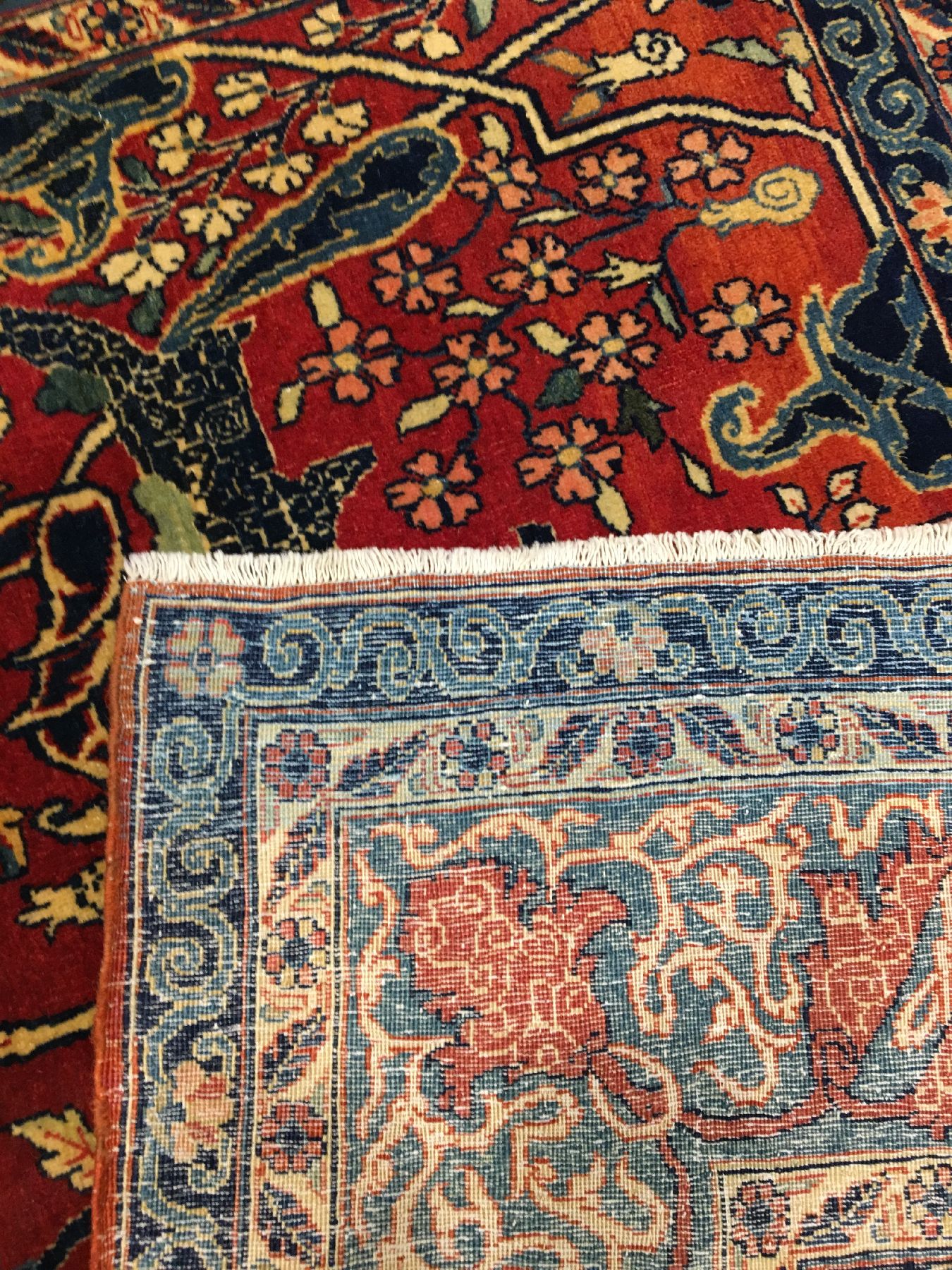 Detail i: Feiner Teheran "Part-Silk" antik, Zentralpersien, um 1900, Korkwolle mit Seiden-Highlights geknüpft auf Baumwolle. Dieser feine Teheran ...