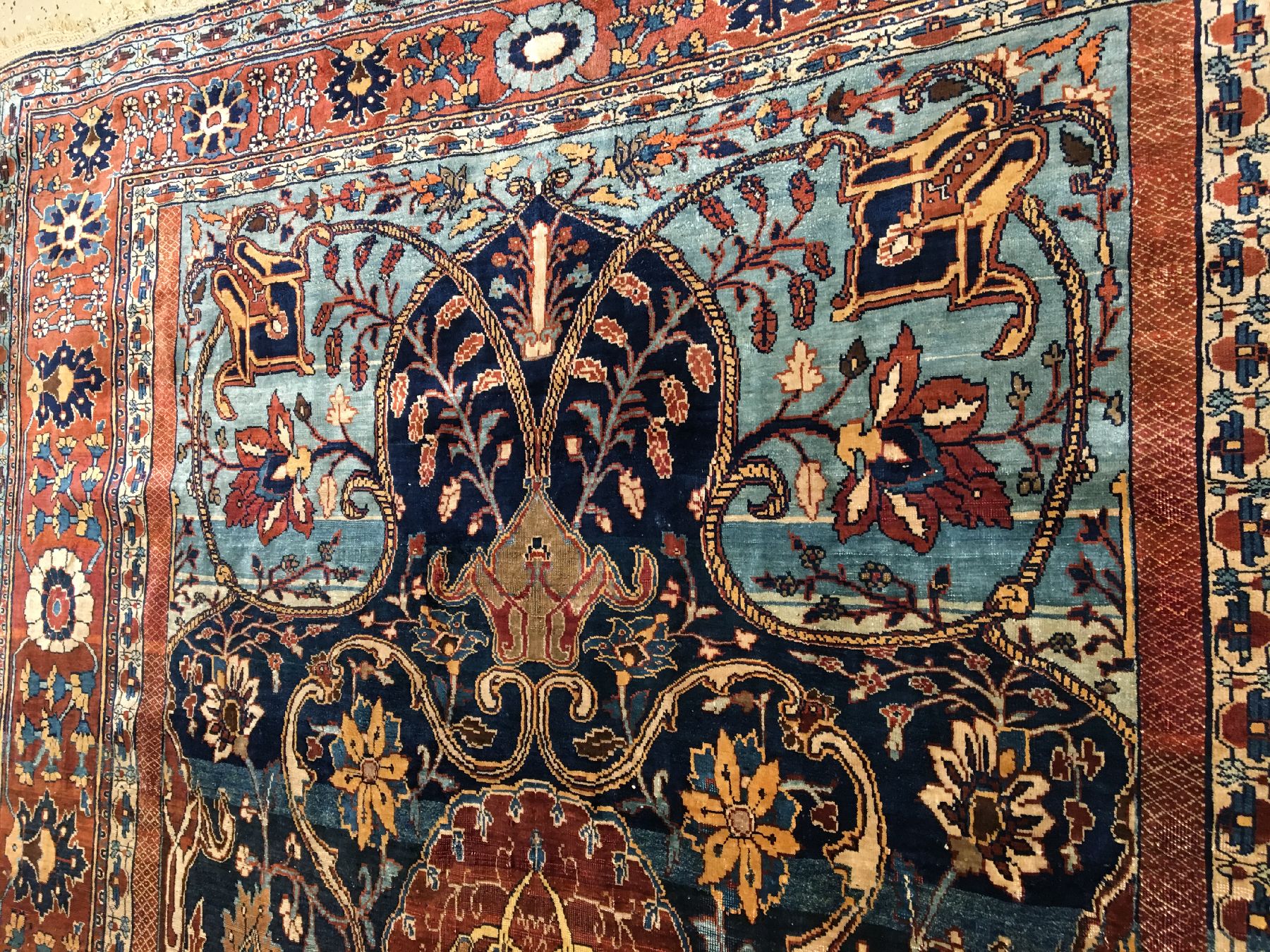 Detail c: Seltener Feiner Seiden Bakhschaisch antik, Nordwestpersien, Mitte 19.Jhd., reine Naturseide. Nach Knüpfstruktur Farben und Bordürenzeichnung ...