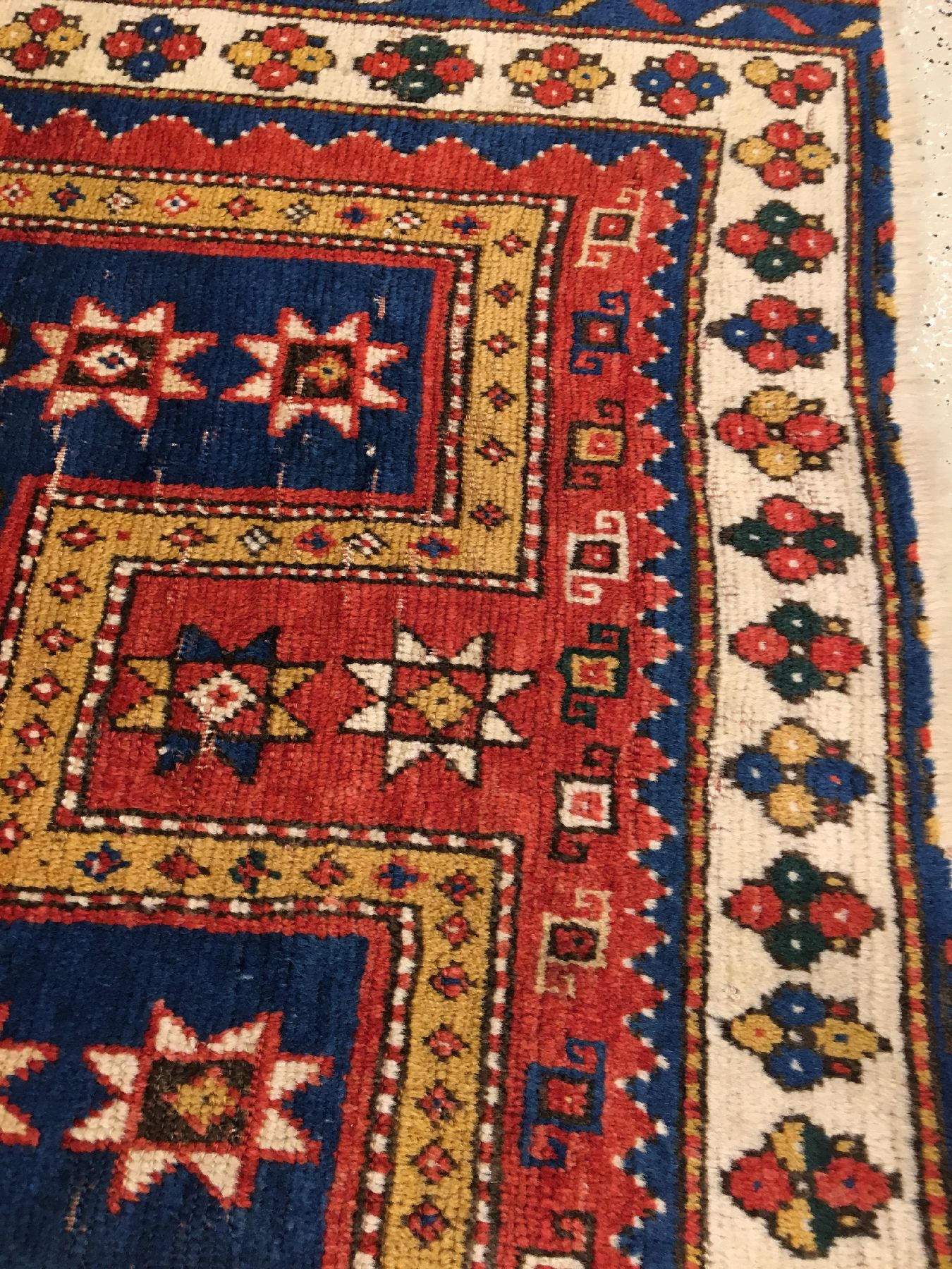 Detail d: Fachralo Kazak "Gebetsteppich" antik, Südwestkaukasus Kasak-Gebiet, 19.Jhd., Wolle geknüpft auf Wolle. Kleinformatiger ...