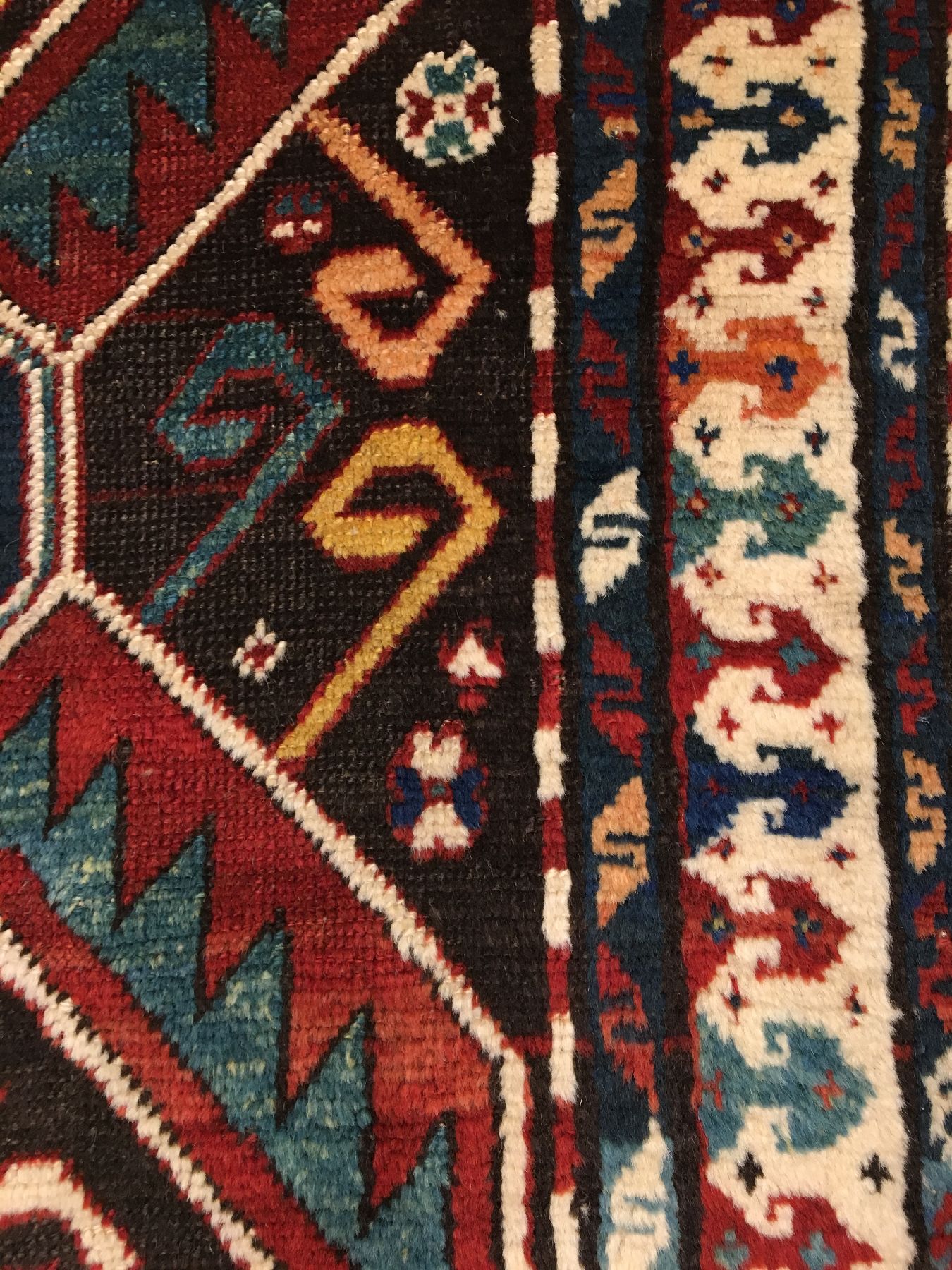 Detail g: Lenkoran antik, Südkaukasus, 19.Jhd., Wolle geknüpft auf Wolle. Typischer Lenkoran im "Long-Rug" Format mit charakteristischen ...