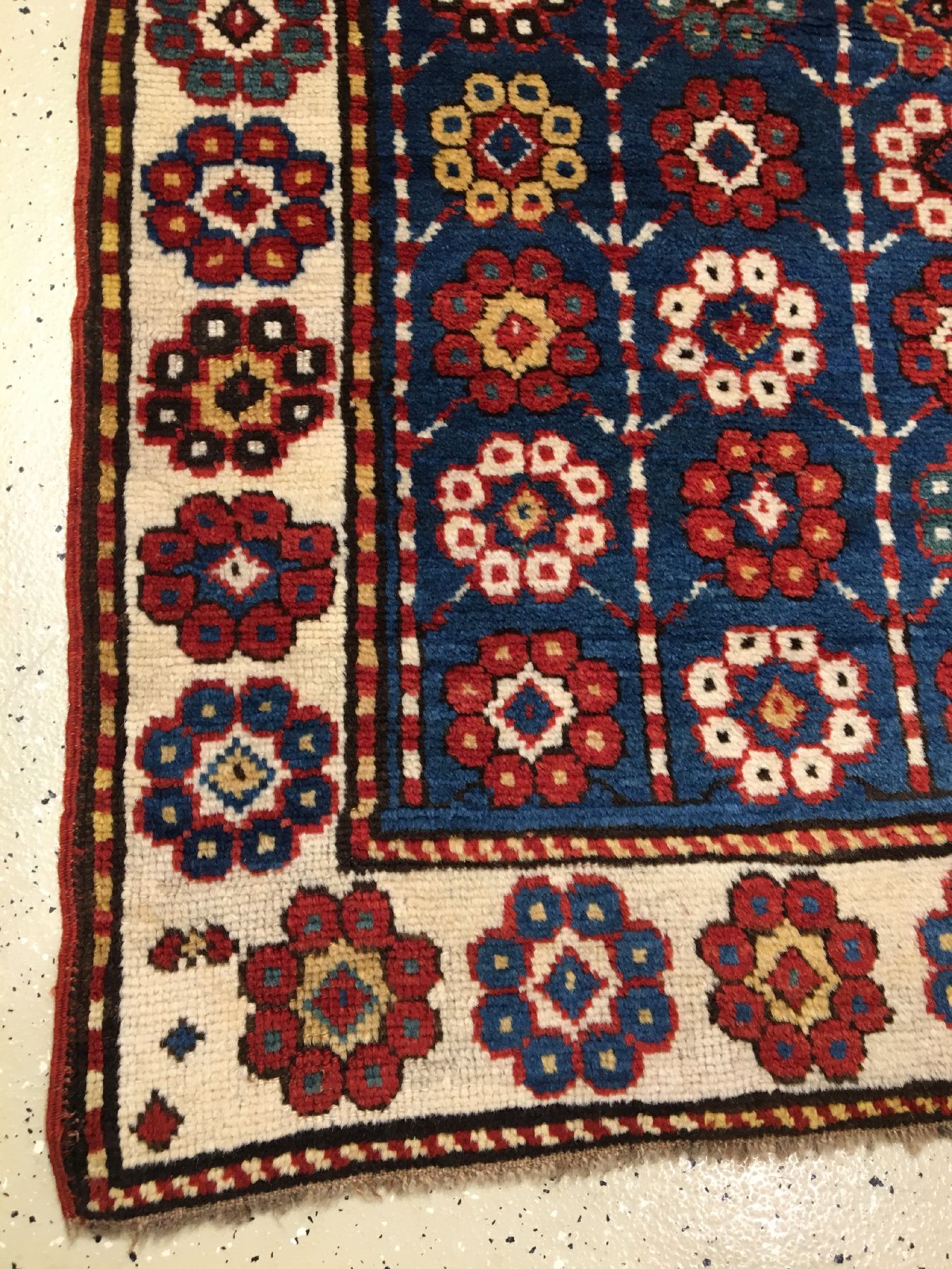 Detail h: Karabagh antik (Mina-Khani Muster), Südkaukasus, 19.Jhd., Wolle geknüpft auf Wolle. Hochfloriger Karabagh im "Long-Rug" Format mit ...