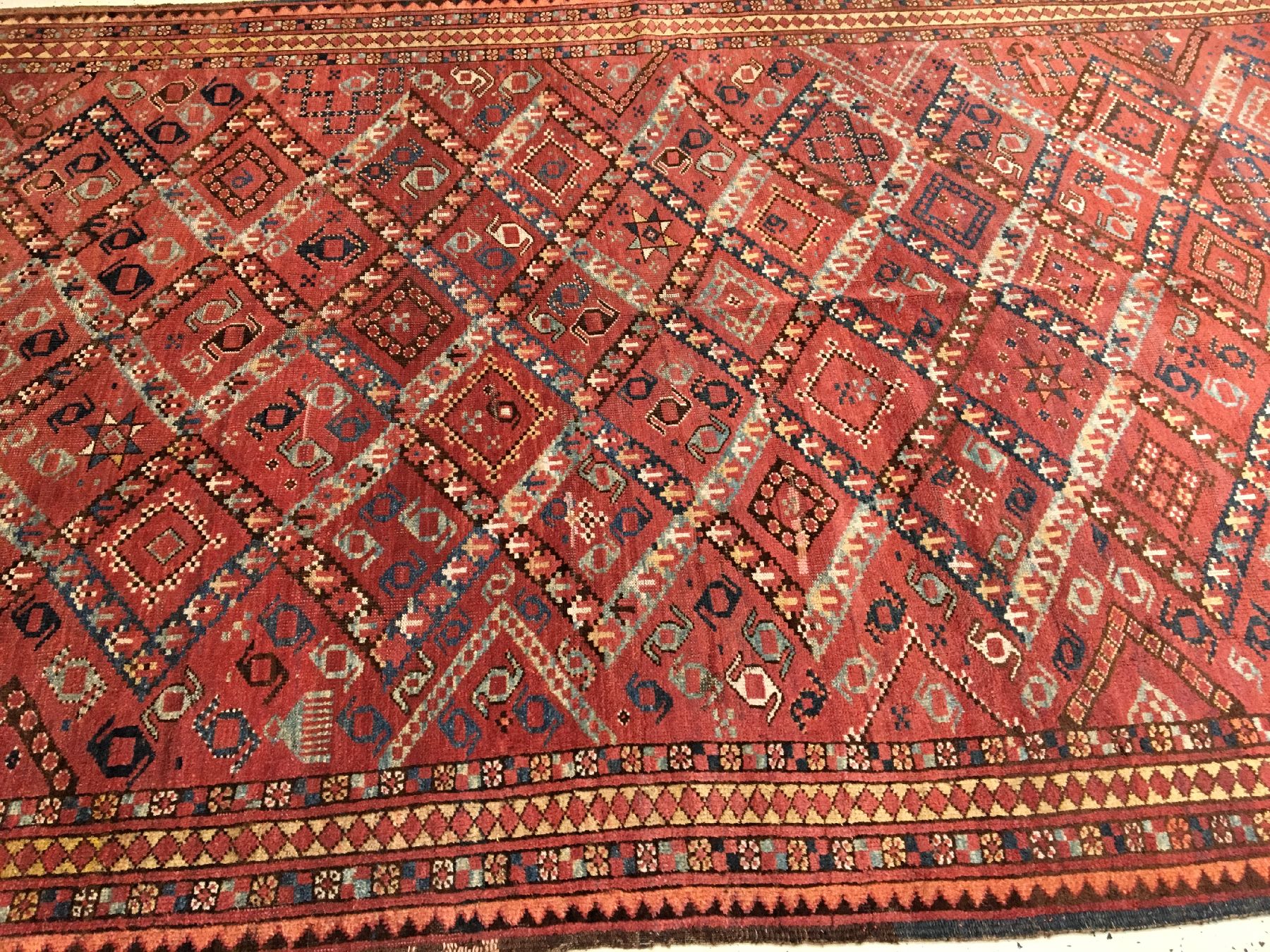 Detail b: Beschir "Hauptteppich" antik, Turkmenistan Amu-Darja Gebiet, 19.Jhd., Wolle geknüpft auf Wolle/Ziegenhaar. Seltener Beschir Hauptteppich ...