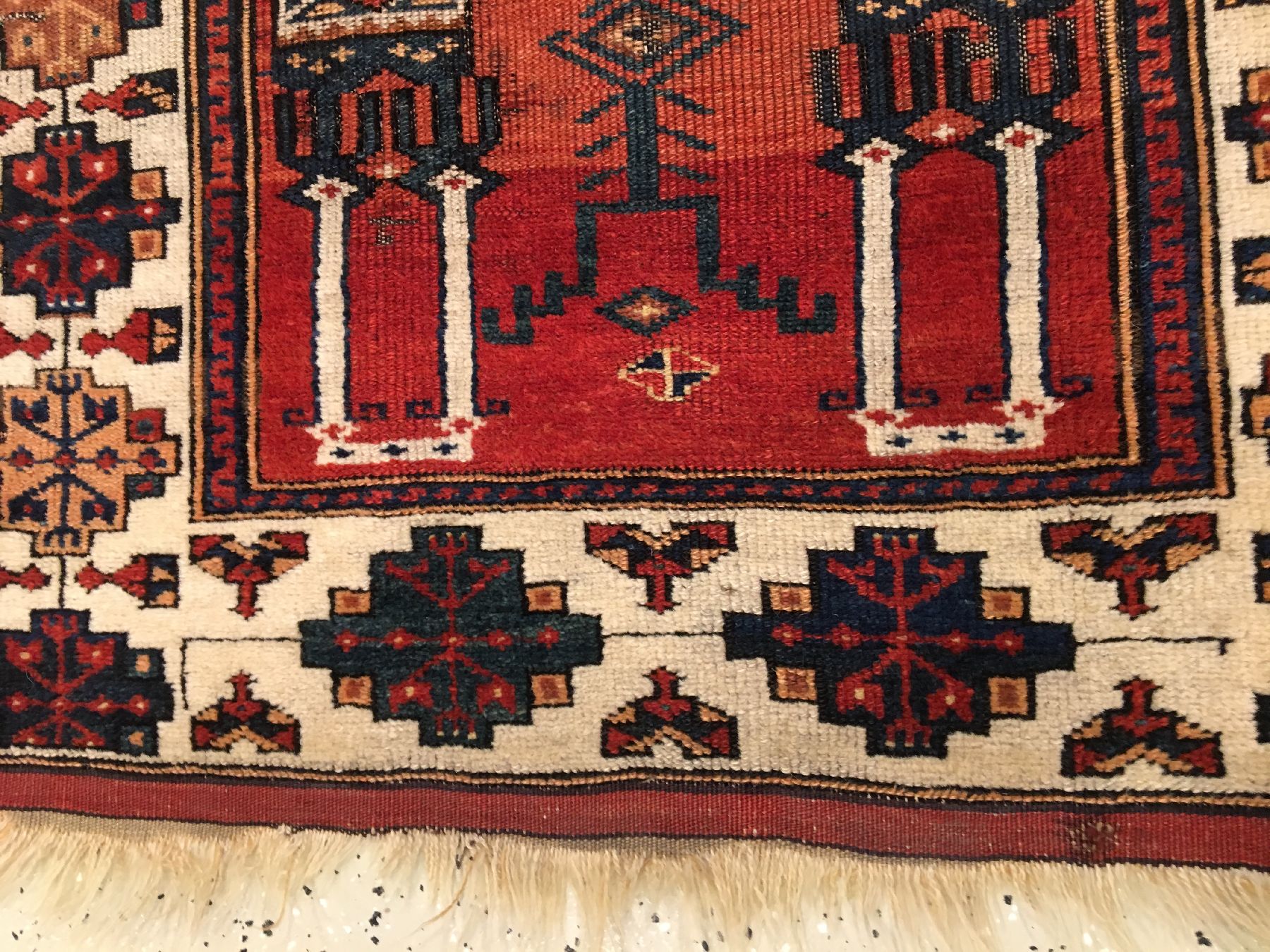 Detail c: Feiner Cumra "Gebetsteppich" antik, Zentralanatolien Konya-Region, 19.Jhd., Wolle geknüpft auf Wolle. Feiner und sehr seltener Cumra ...