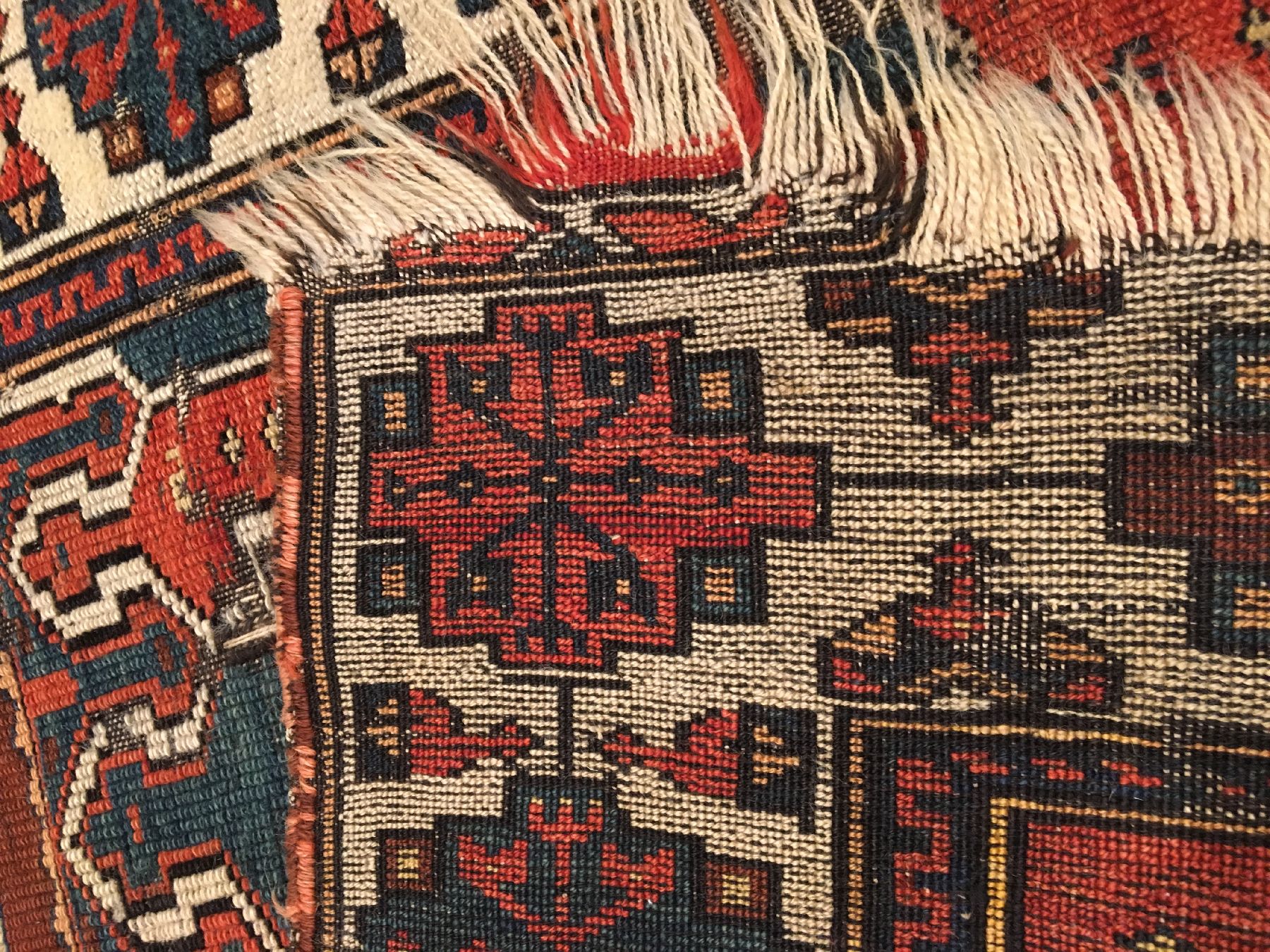 Detail g: Feiner Cumra "Gebetsteppich" antik, Zentralanatolien Konya-Region, 19.Jhd., Wolle geknüpft auf Wolle. Feiner und sehr seltener Cumra ...