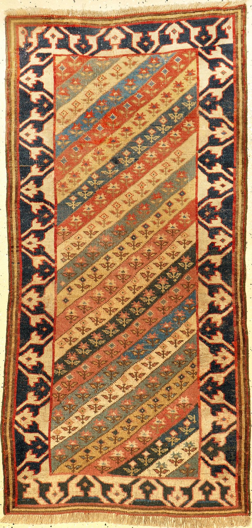 Früher Kurdischer "Streifenteppich" antik, Anatolia/Turkey , um 1800, Wolle geknüpft auf Wolle. Seltener Kurdenteppich mit sehr früher ...