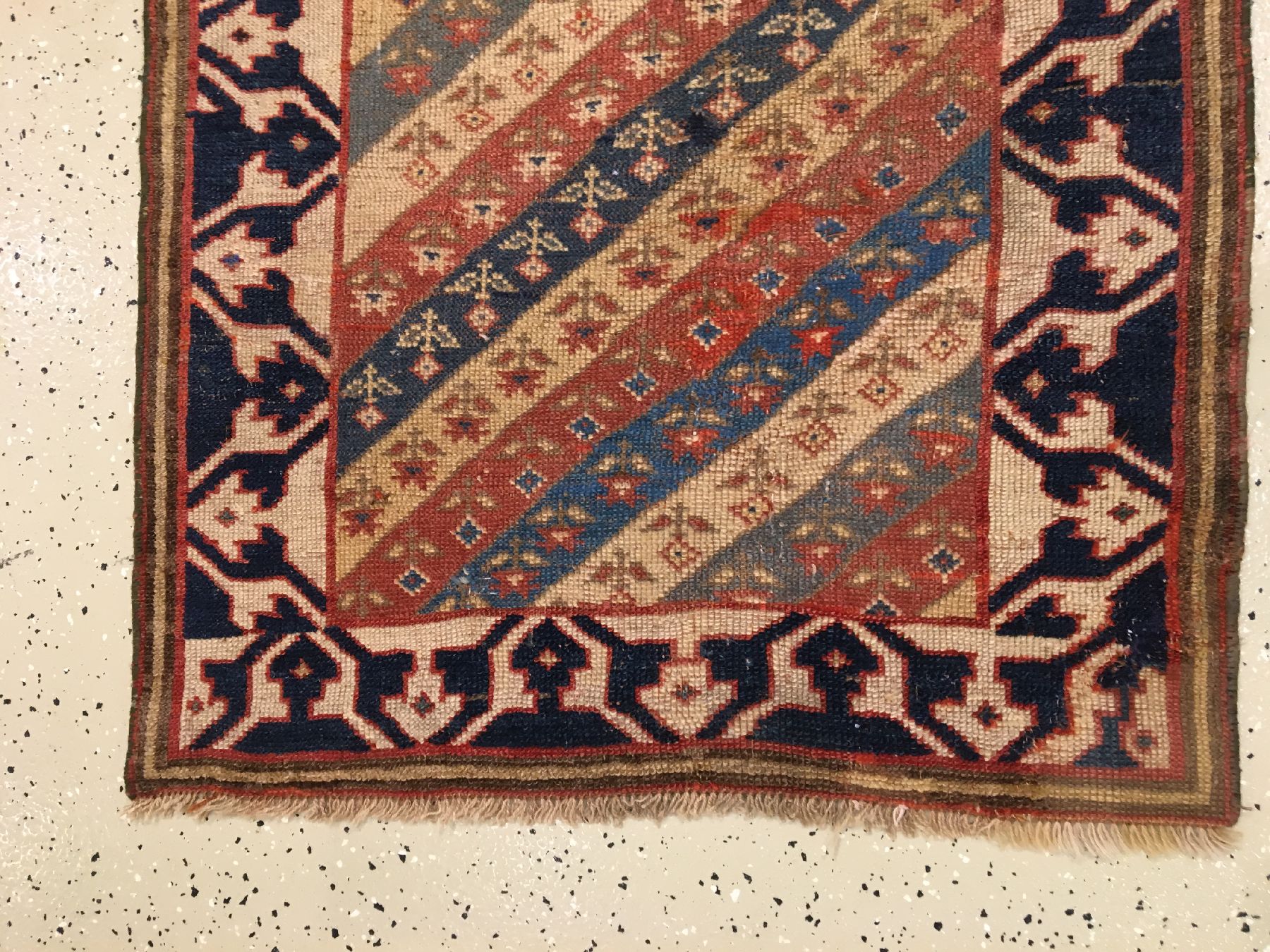 Detail c: Früher Kurdischer "Streifenteppich" antik, Anatolia/Turkey , um 1800, Wolle geknüpft auf Wolle. Seltener Kurdenteppich mit sehr früher ...