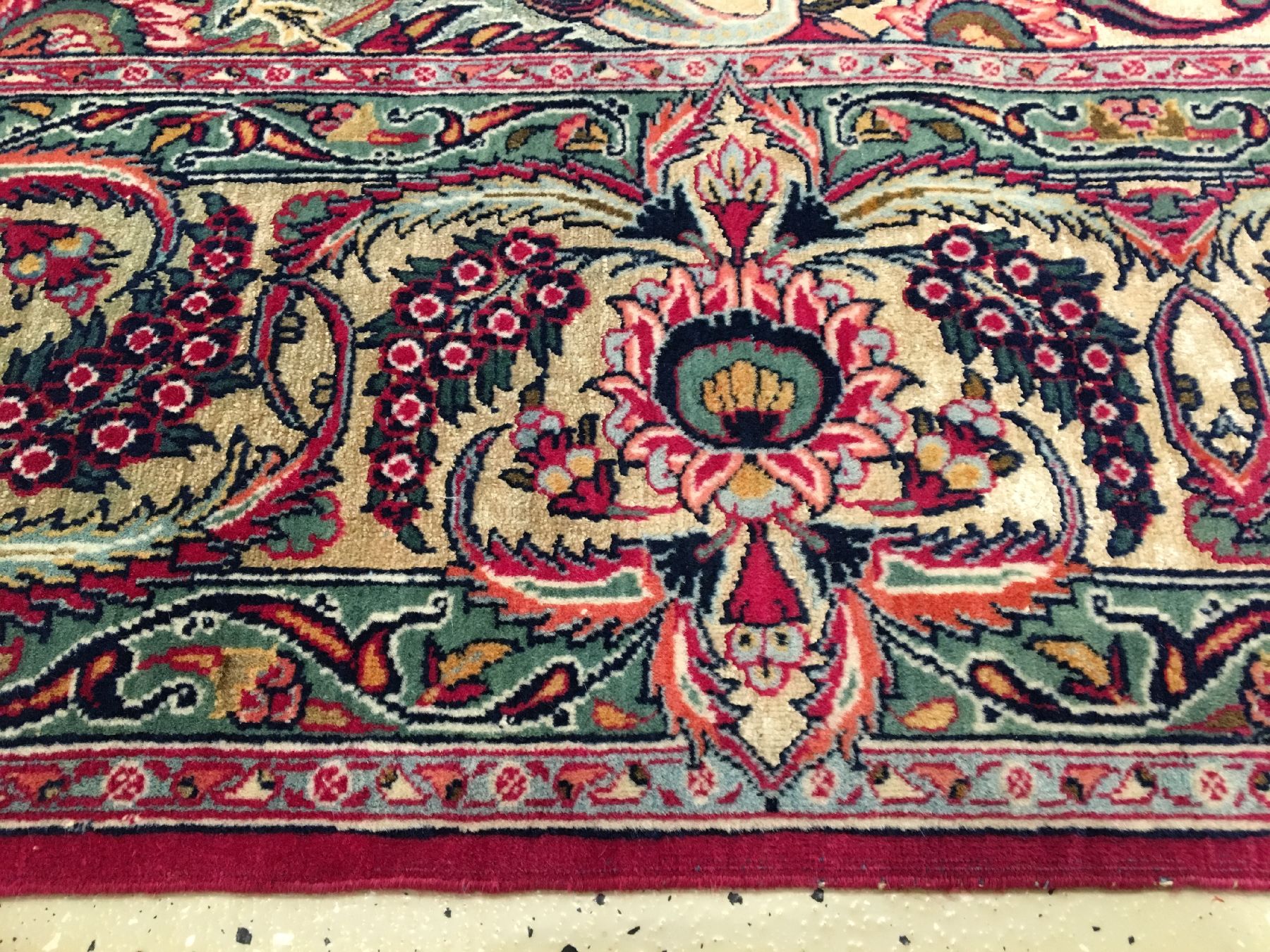 Detail g: Feiner Keschan "Part-Silk" alt (Seidengrund), Zentralpersien, um 1920/1930, Korkwolle mit Seide geknüpft auf Baumwolle. Seltener Keschan ...