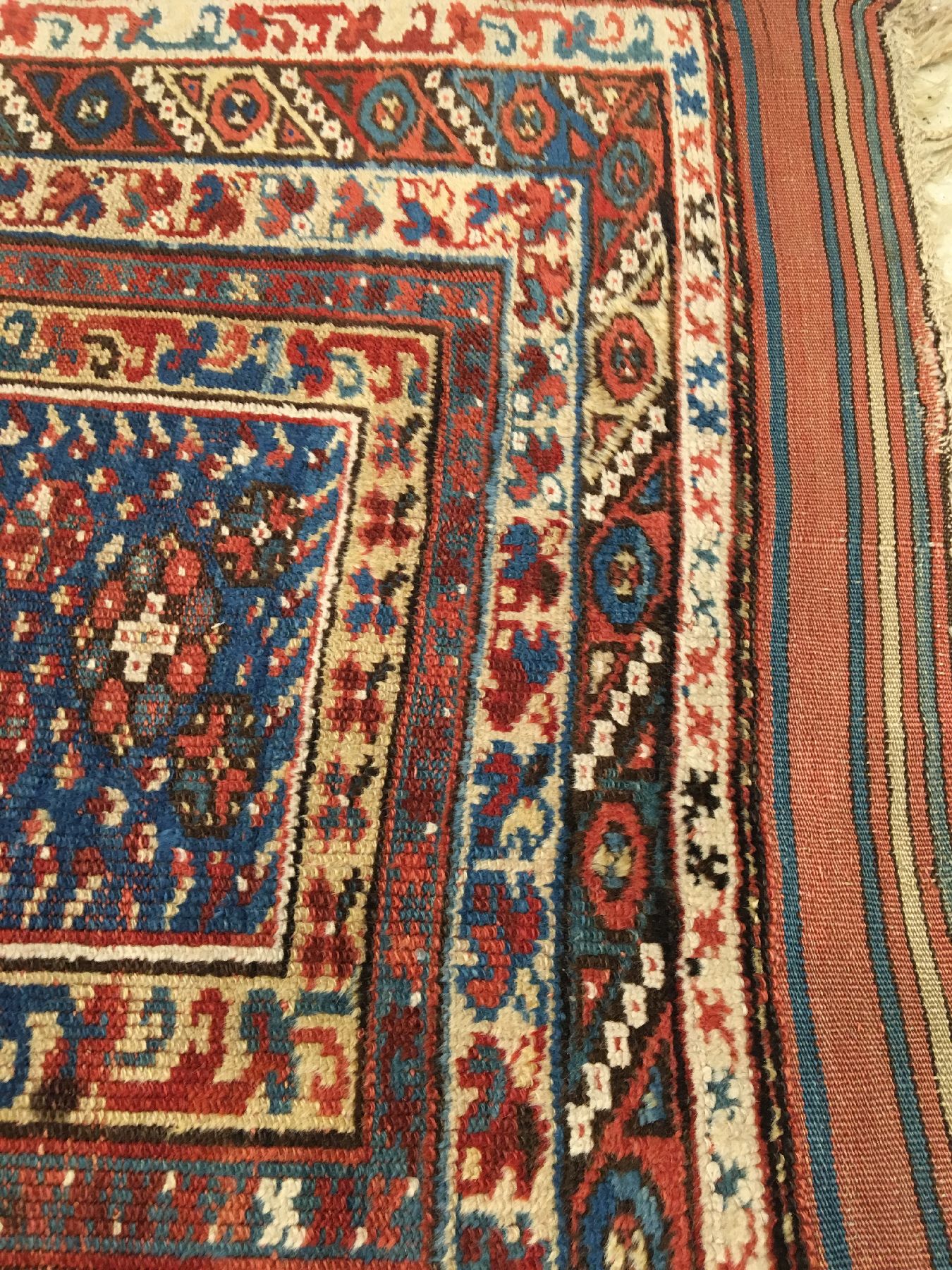 Detail f: Seltener Megri "Gebetsteppich" antik, Südwestanatolien, 19.Jhd., Wolle geknüpft auf Wolle. Rarer Megri im Gebets-Typus mit ...