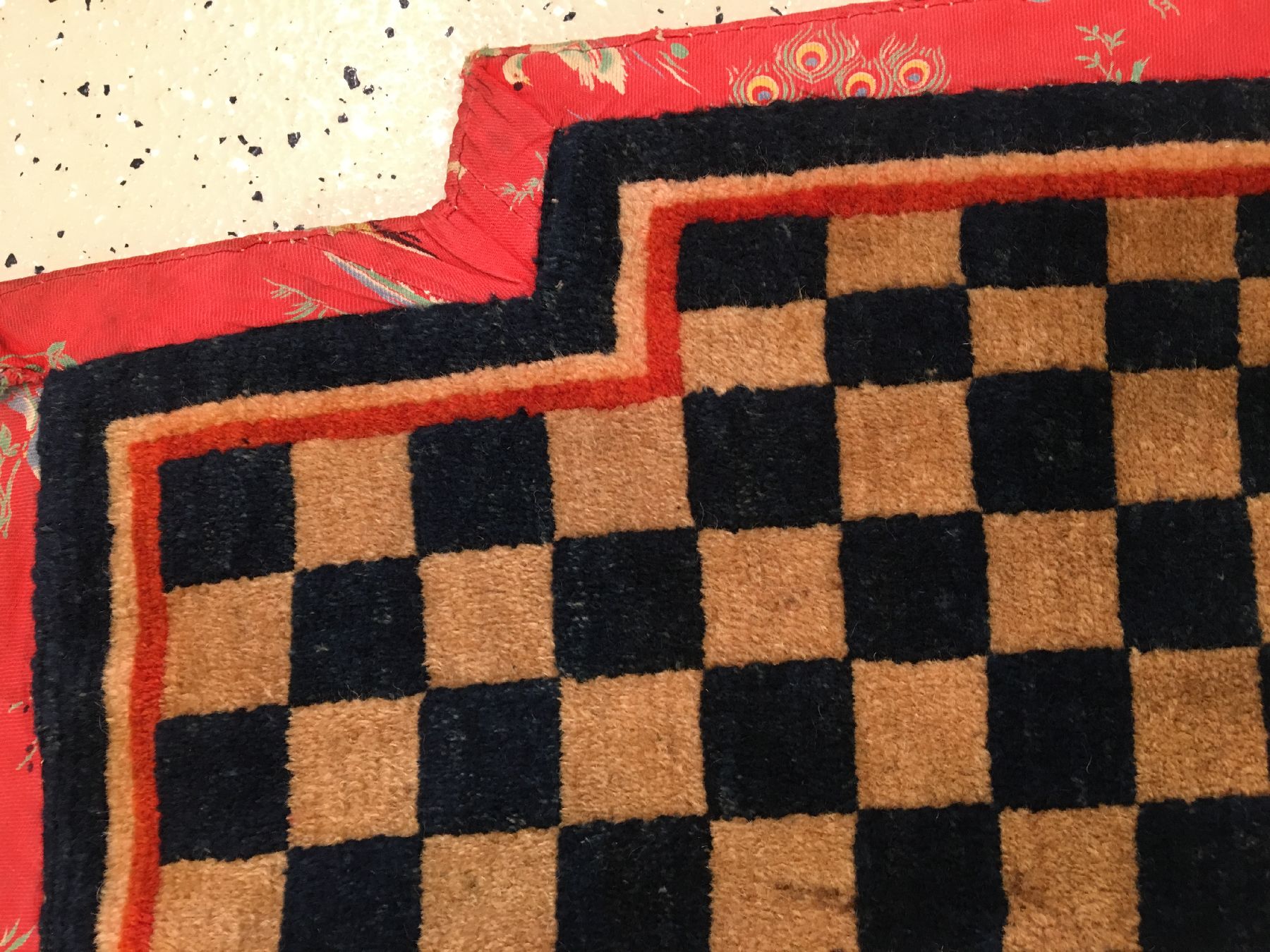 Detail e: Tibetischer "Makden" alt (Checker-Board), Südtibet, um 1920, Wolle geknüpft auf Wolle. Seltener Sattel der tibeter mit Schachbrett ...