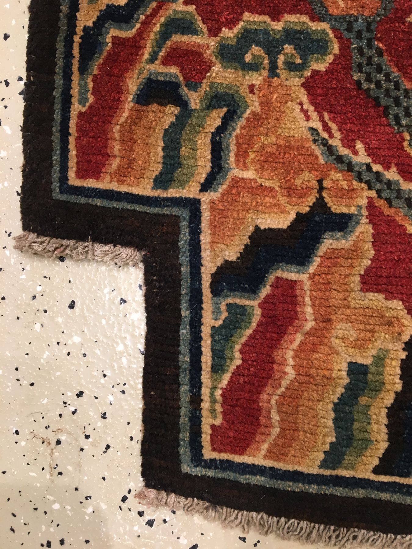 Detail g: Seltener tibetischer "Makden" antik (Drachen), Südtibet, Ende 19.Jhd., Wolle geknüpft auf Wolle. Rarer Sattel mit Drachen Design und ...
