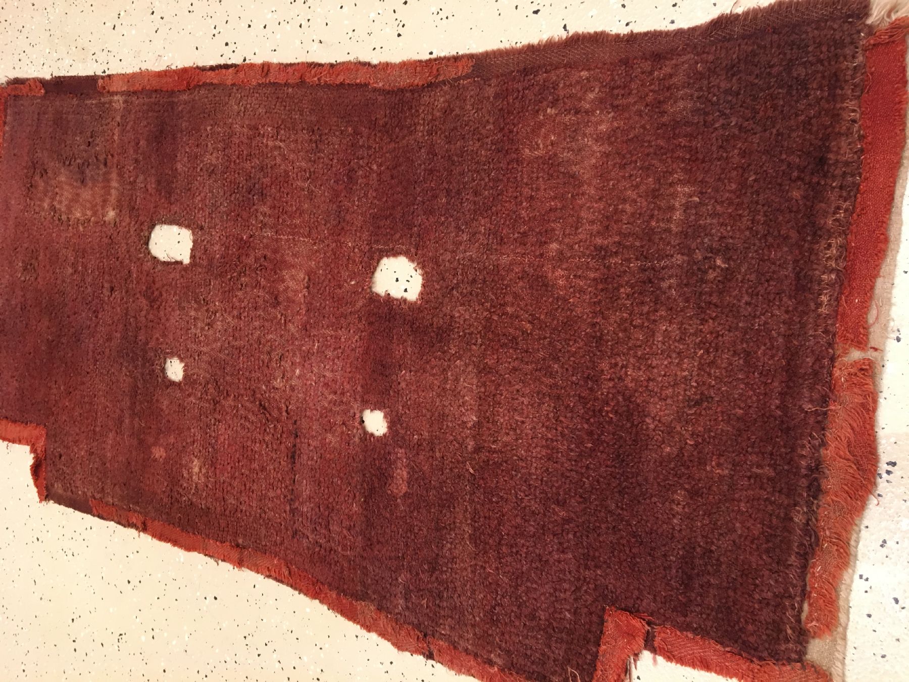 Detail a: Früher tibetischer "Makden" antik (Doppelseitig), Tibet, um 1700, Wolle in Sumakh-Technik gewebt auf Wolle. Dieser frühe doppelseitige ...