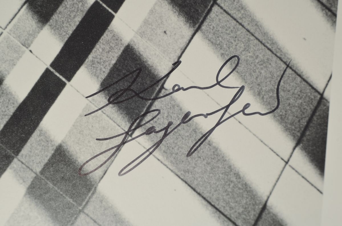 Detail a: Karl Lagerfeld , 1933-2019, "screen, 2004 ",Farboffset, Langen Foundation, Neuss 2007, sign., ca. 84x59,5 cm