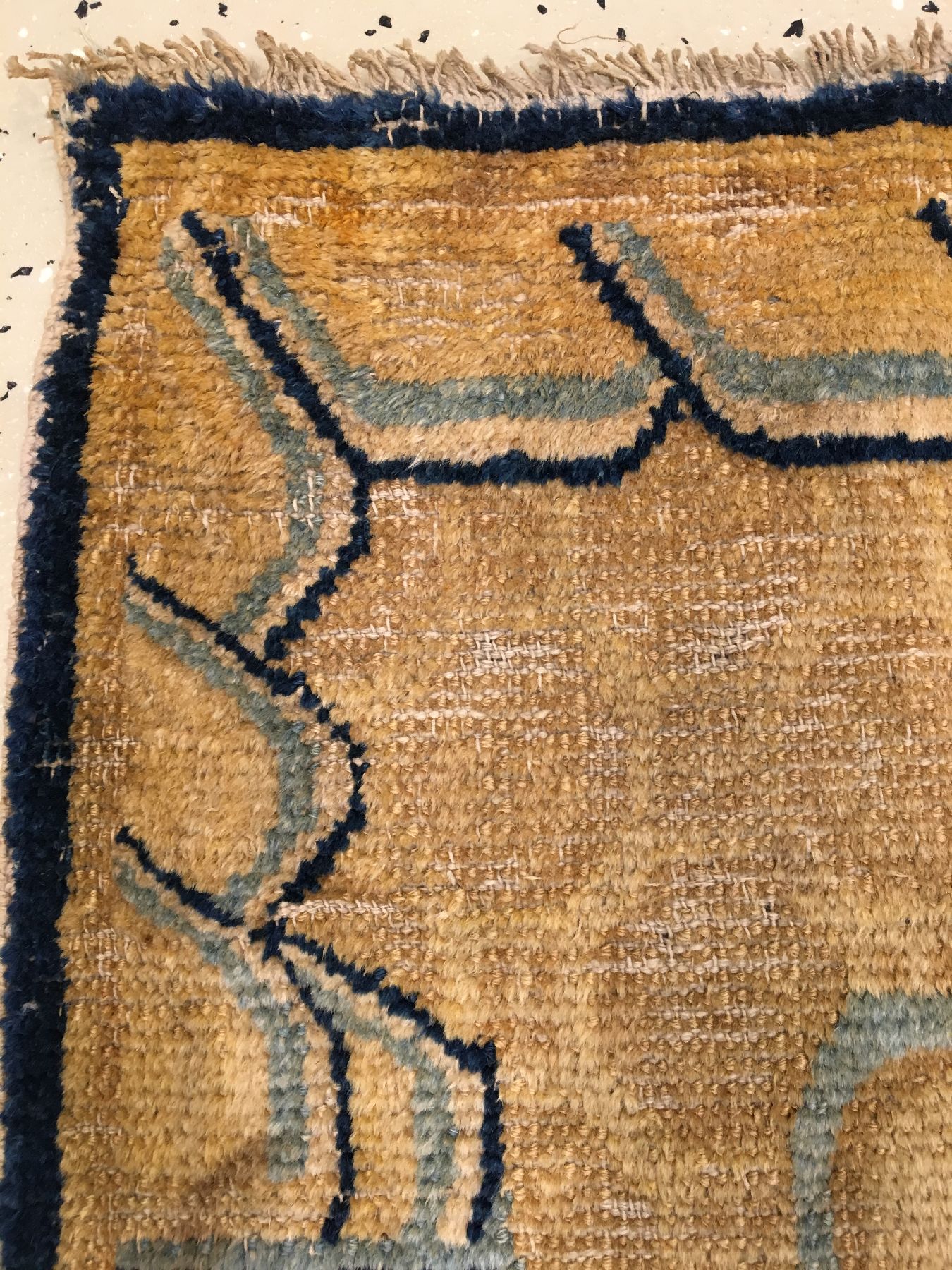 Detail e: Frühe Ning-Hsia "Sitzmatte" antik "Laubdrachen" (Publiziert bei Eberhart Herrmann), Westchina, 18.Jhd., Wolle geknüpft auf ...