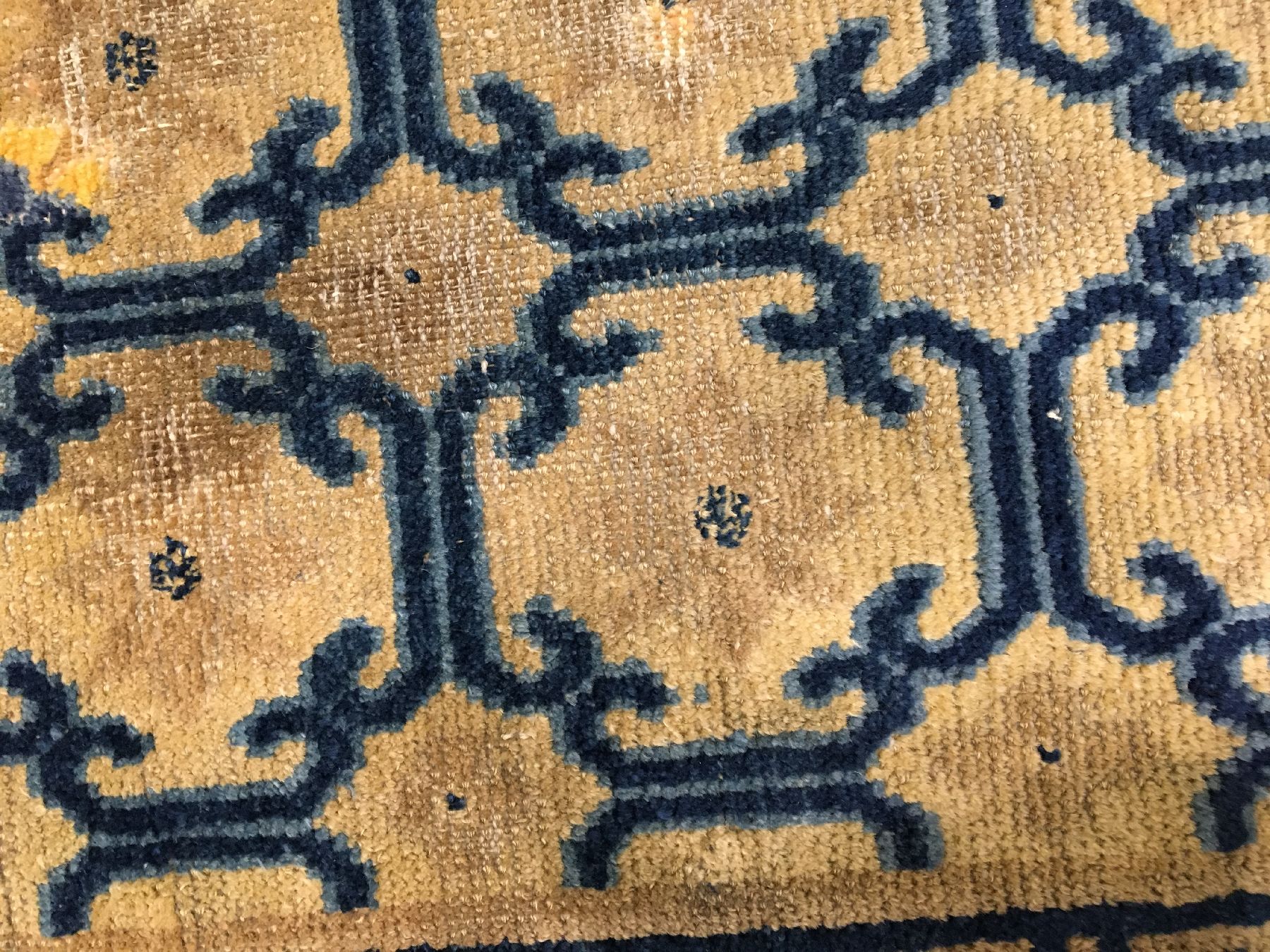 Detail g: Frühe gelbe Ning-Hsia "Sitzmatte" antik (Kangxi Design), Westchina, frühes 18.Jhd., Wolle geknüpft auf Baumwolle. Sehr seltene ...