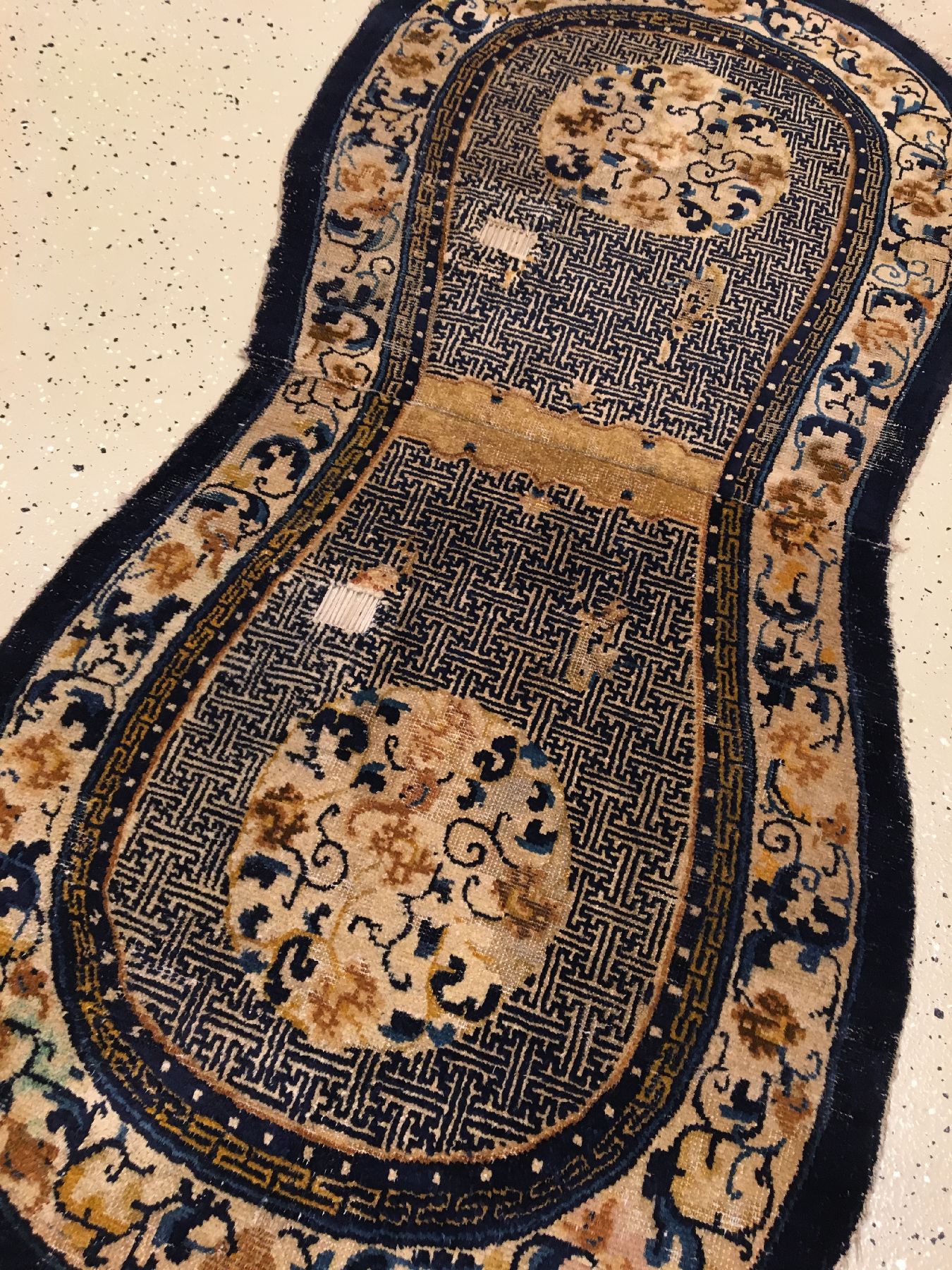 Detail a: Sehr seltener Ning-Hsia "Sattel" antik, Westchina, 18.Jhd., Wolle geknüpft auf Baumwolle. Feiner Sattel aus der verbotenen Stadt Peking ...