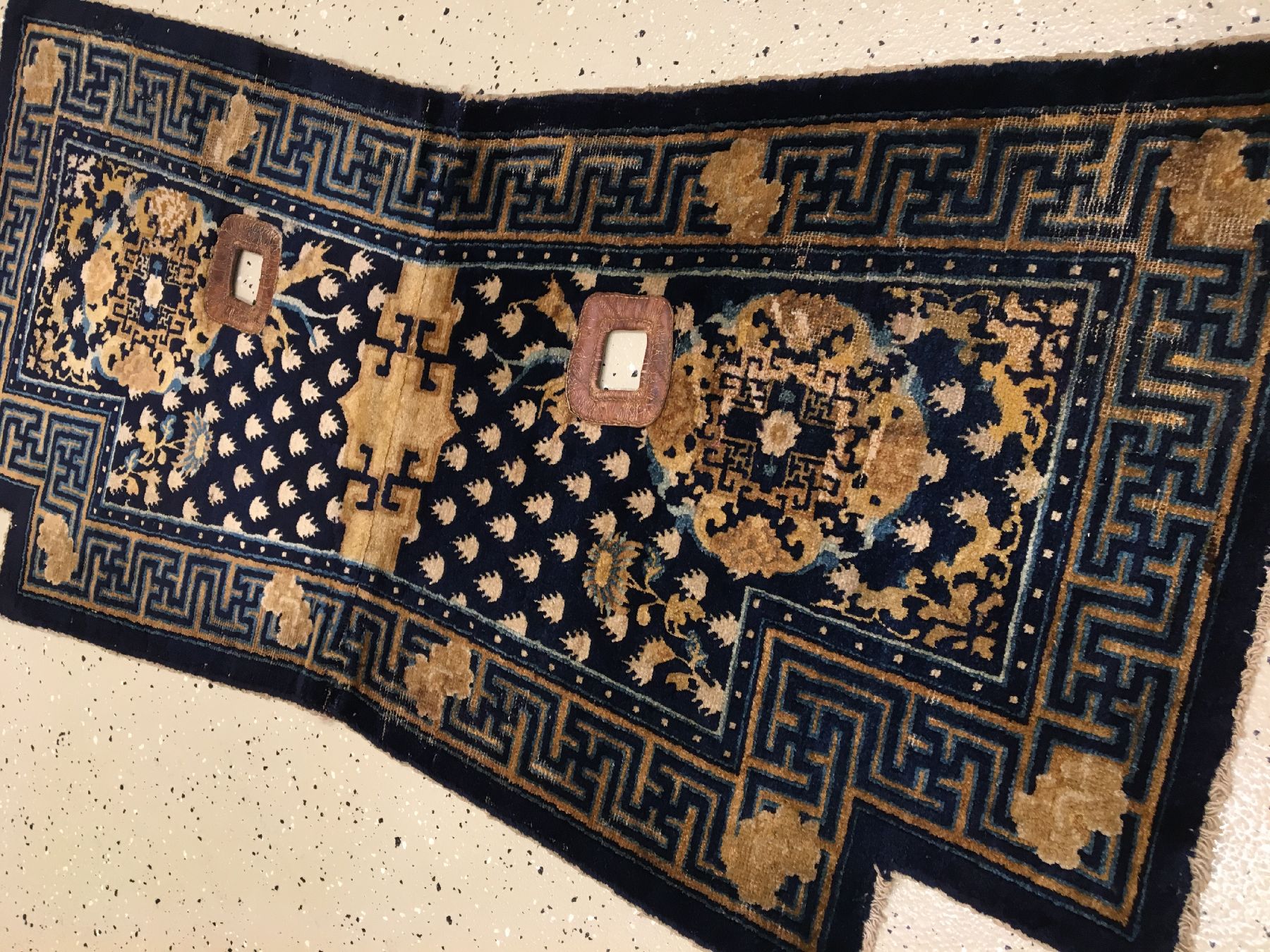 Detail a: Feiner Ning-Hsia "Sattel" antik, Westchina, 18.Jhd., Wolle geknüpft auf Baumwolle. Hochwertiger Ning-Hsia Sattel gefertigt für den ...