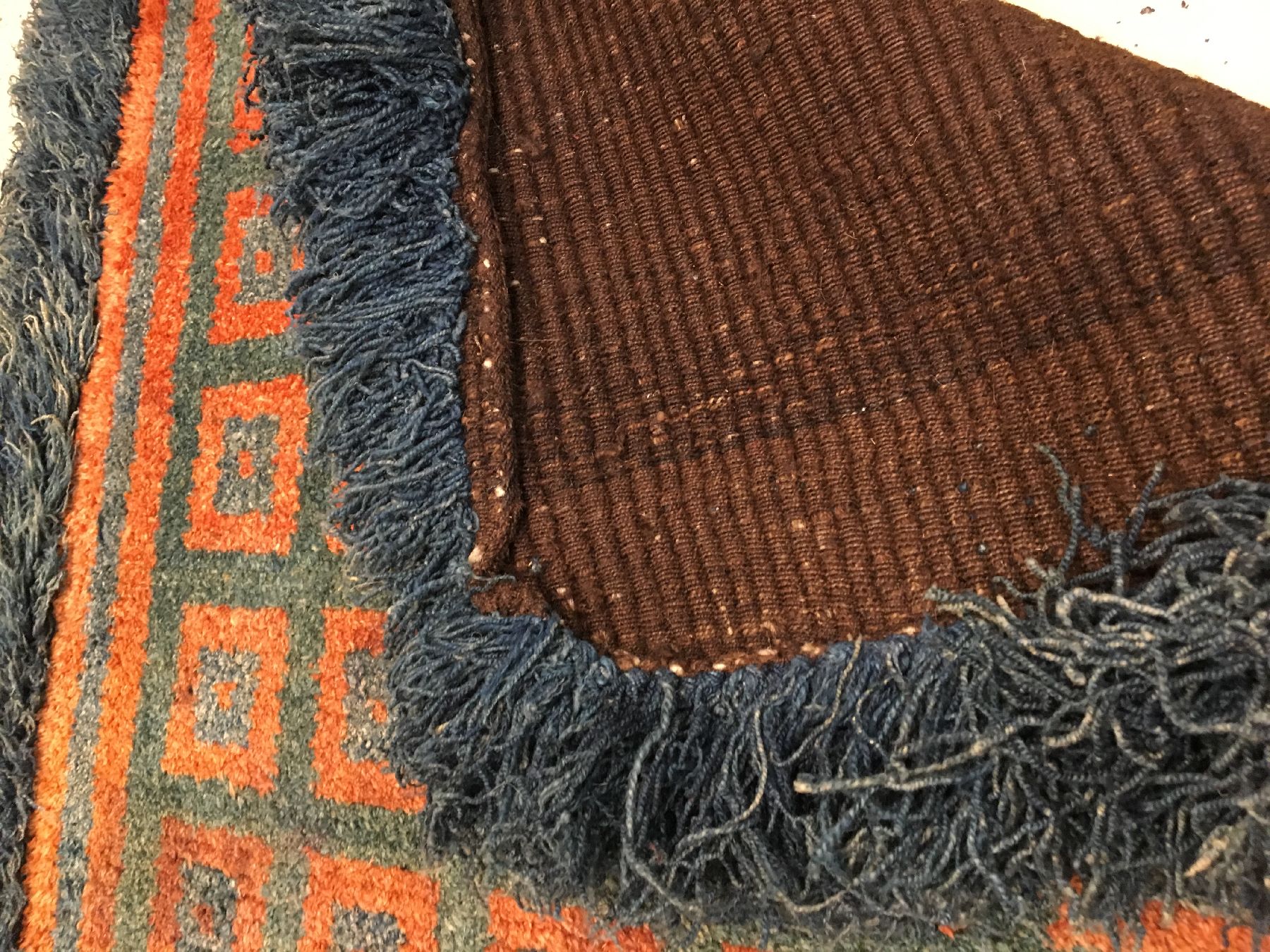 Detail f: Wangden Drumtze "Meditations-Teppich" antik, Tibet, 19.Jhd., Wolle geknüpft auf Wolle. Großer Meditationsteppich mit Schachbrett Muster ...