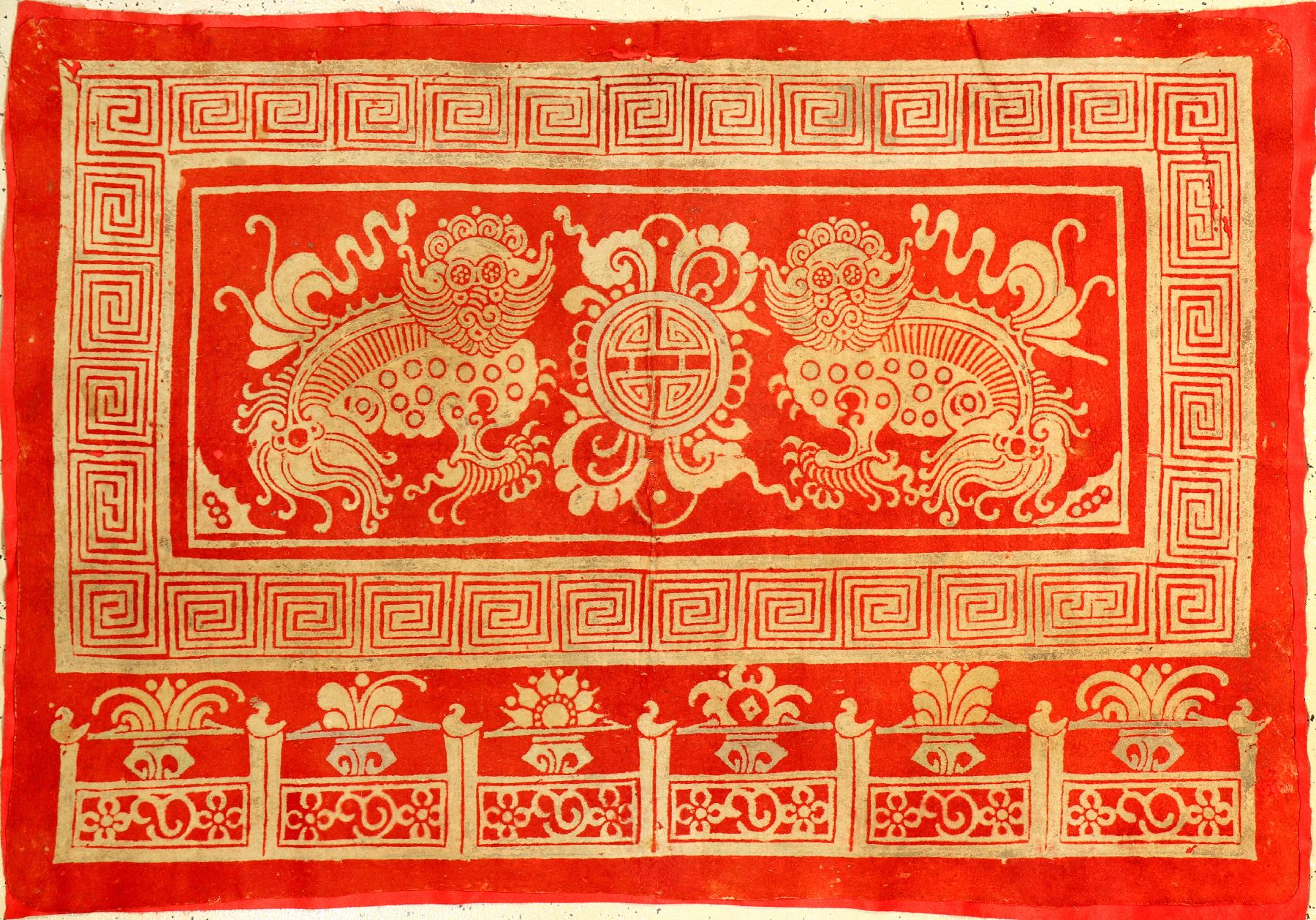 Seltener früher Filz "Wandbehang" antik (Wohl Kansu), Westchina, 18.Jhd., roter Filz. Feiner Filz-Behang gemacht für eine wichtige ...