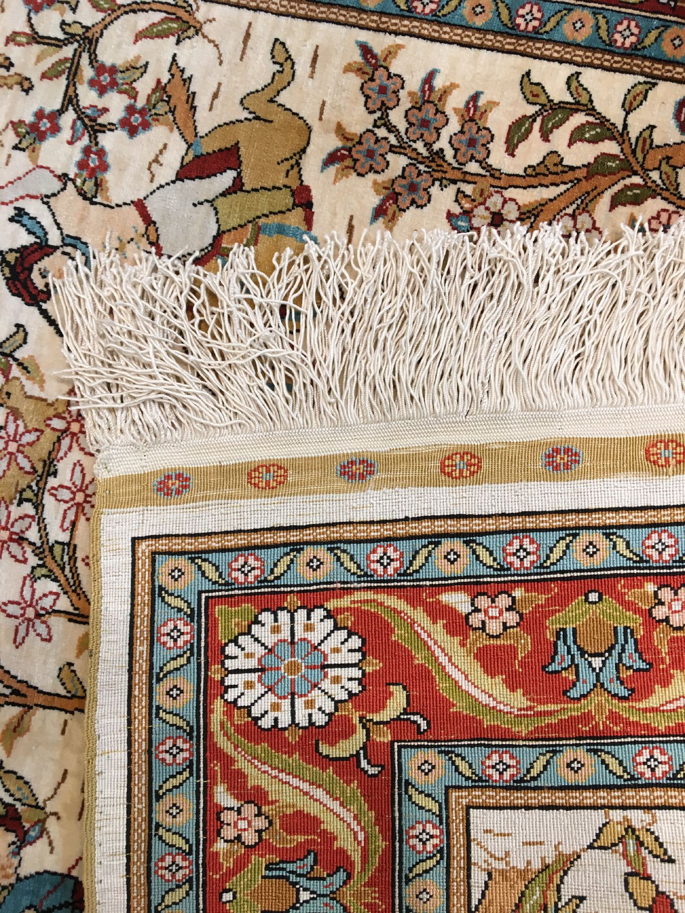 Detail g: Feiner Seiden Hereke "Özipek" alt (Signiert), Türkei, um 1970, reine Natuseide. Feiner Özipek Hereke mit osmanischer Jagdszenerie. ...