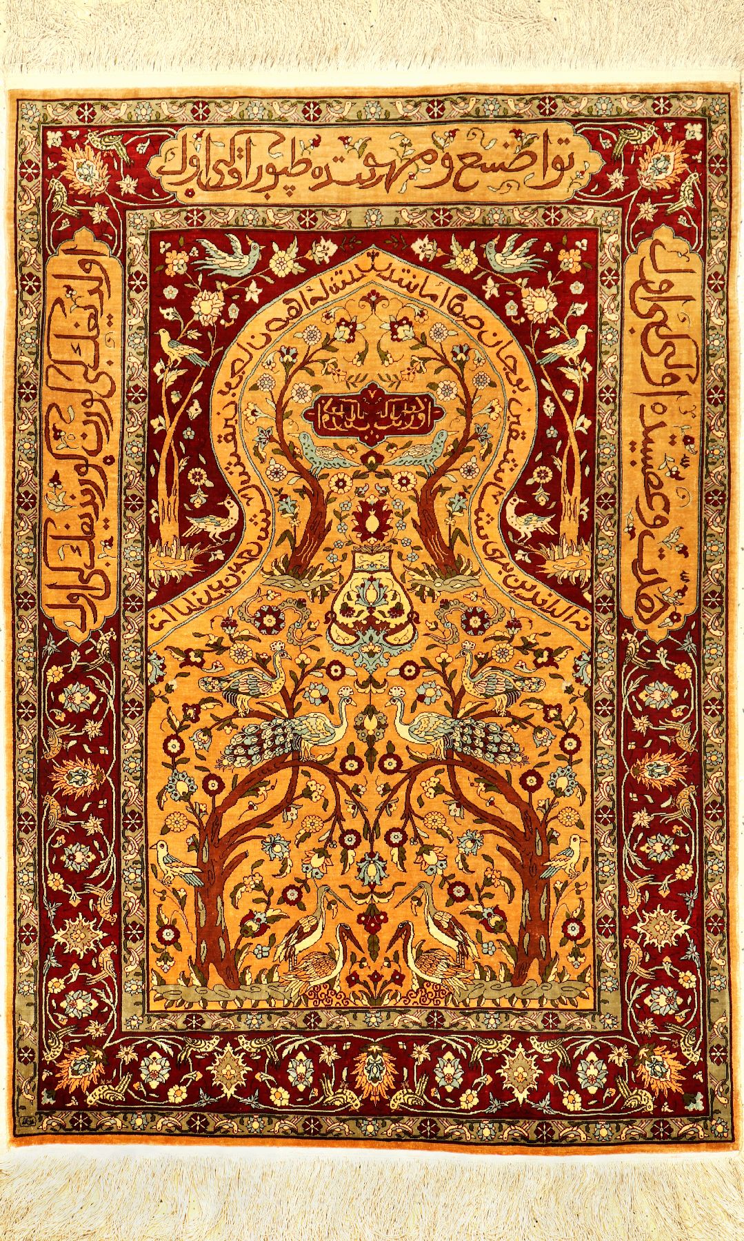 Feiner Seiden Hereke "Özipek" alt (Signiert), Türkei, um 1960, reine Naturseide. Feiner Seiden Hereke mit ausdrucksstarken Farben. ...