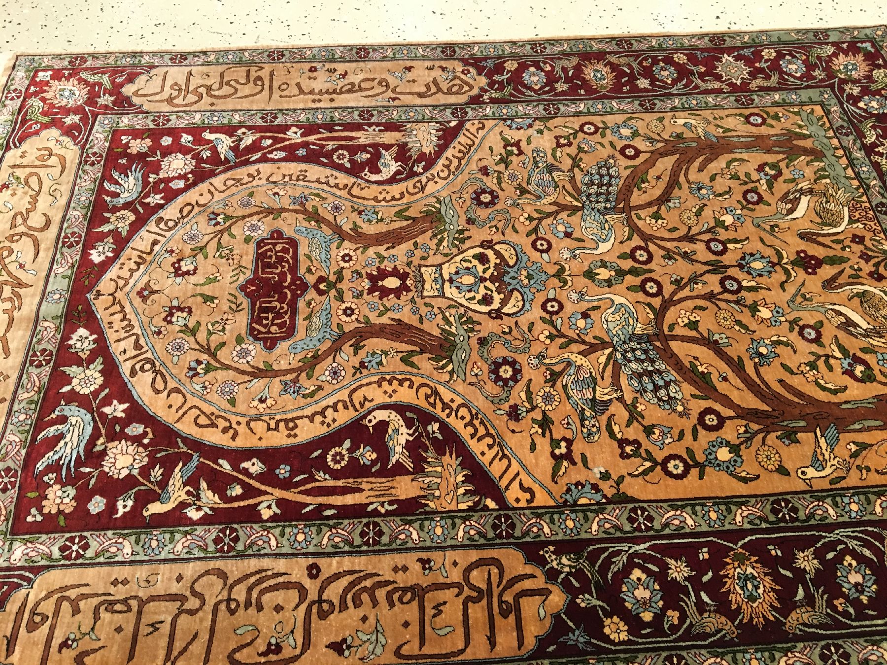 Detail b: Feiner Seiden Hereke "Özipek" alt (Signiert), Türkei, um 1960, reine Naturseide. Feiner Seiden Hereke mit ausdrucksstarken Farben. ...