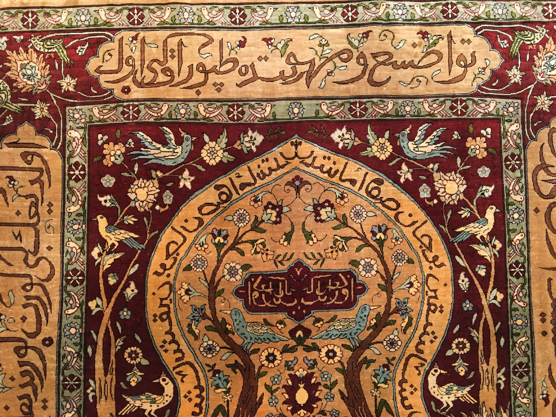 Detail d: Feiner Seiden Hereke "Özipek" alt (Signiert), Türkei, um 1960, reine Naturseide. Feiner Seiden Hereke mit ausdrucksstarken Farben. ...