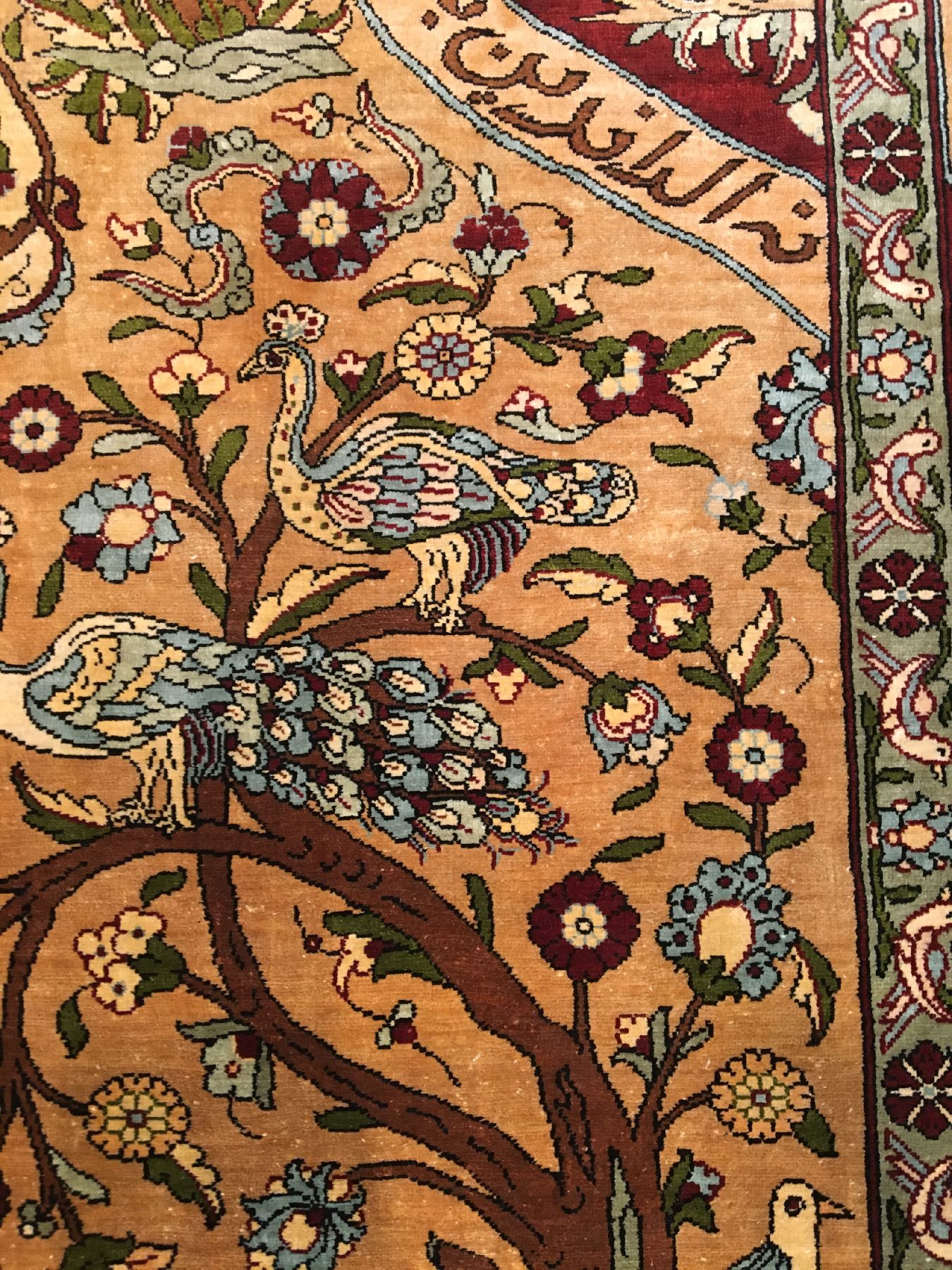 Detail e: Feiner Seiden Hereke "Özipek" alt (Signiert), Türkei, um 1960, reine Naturseide. Feiner Seiden Hereke mit ausdrucksstarken Farben. ...