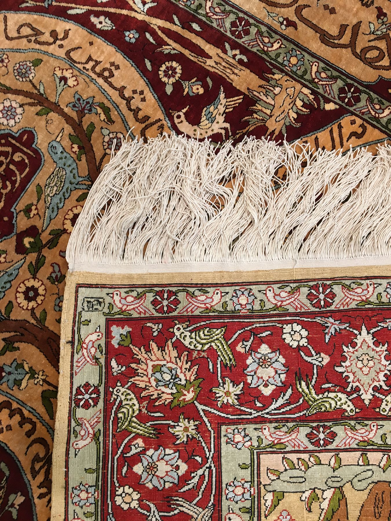 Detail h: Feiner Seiden Hereke "Özipek" alt (Signiert), Türkei, um 1960, reine Naturseide. Feiner Seiden Hereke mit ausdrucksstarken Farben. ...