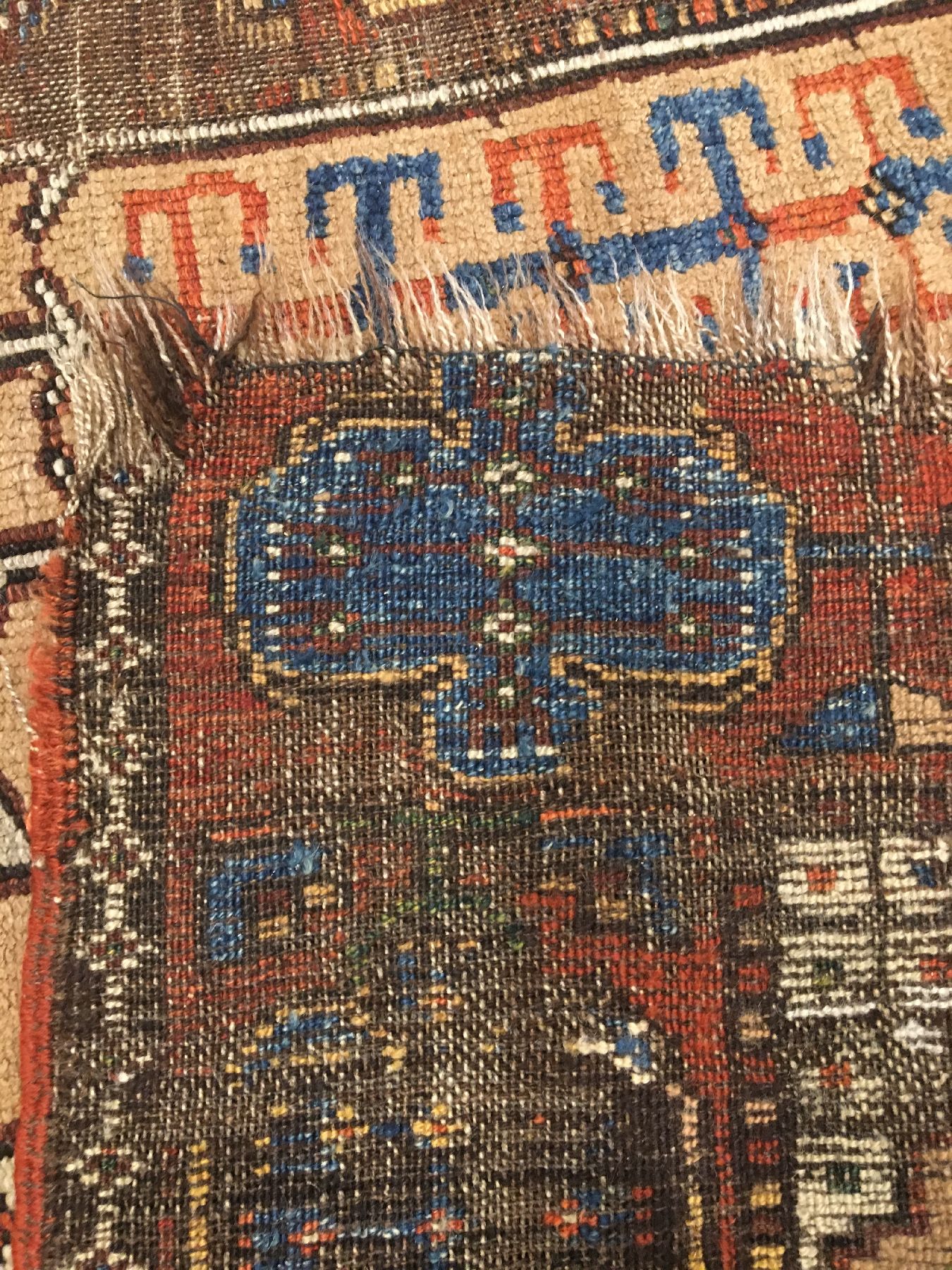 Detail g: Konya Karapinar "Gebetsteppich" antik (Kamelwolle), Zentralanatolien, 1.Hälfte 19.Jhd., Wolle mit Kamelwolle geknüpft auf Wolle. ...