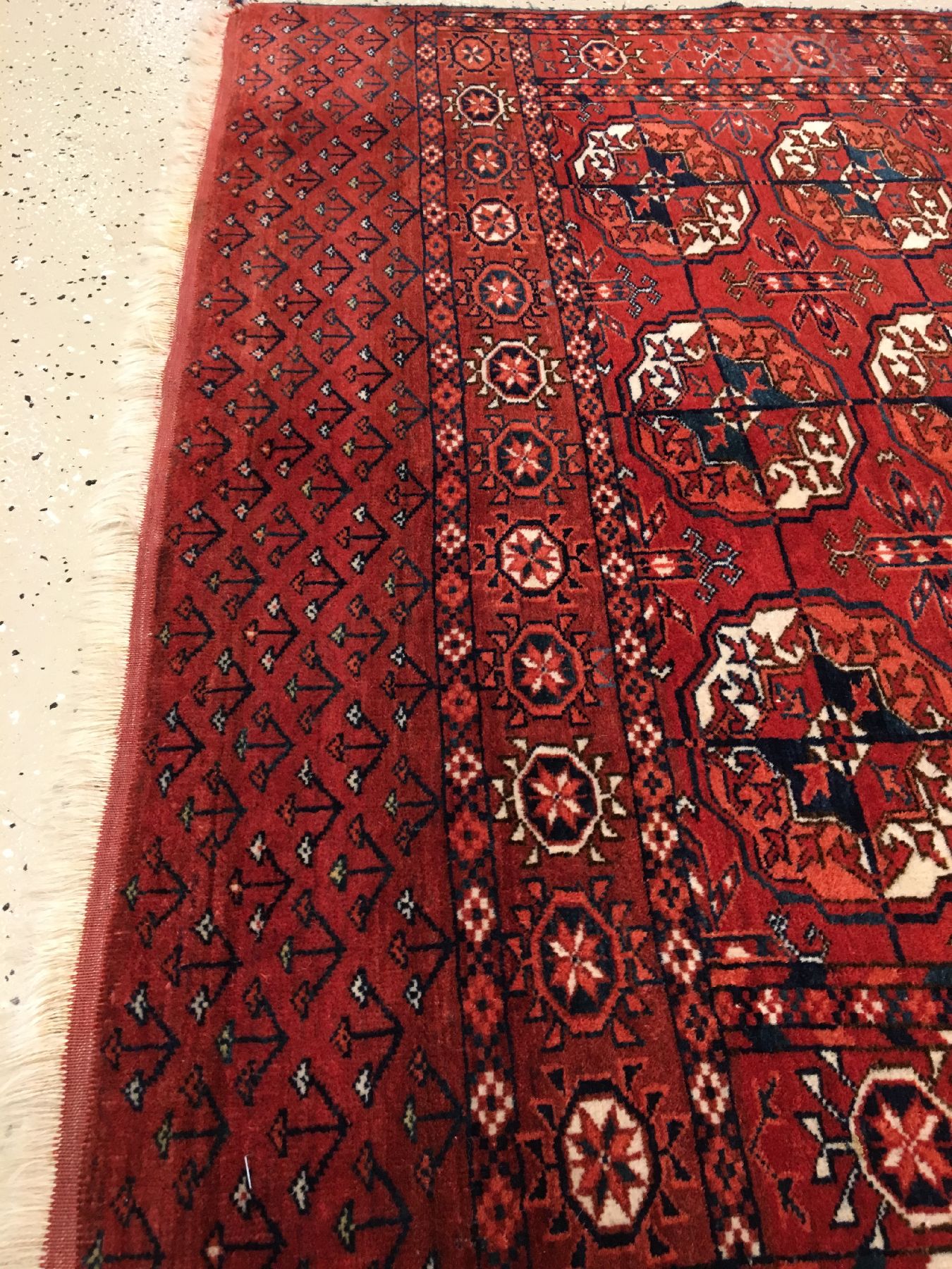 Detail d: Feiner Tekke "Zeremonialteppich" antik, Turkmenistan, 19.Jhd., Wolle geknüpft auf Wolle. Seltener kleinformatiger Tekke mit klassischen ...