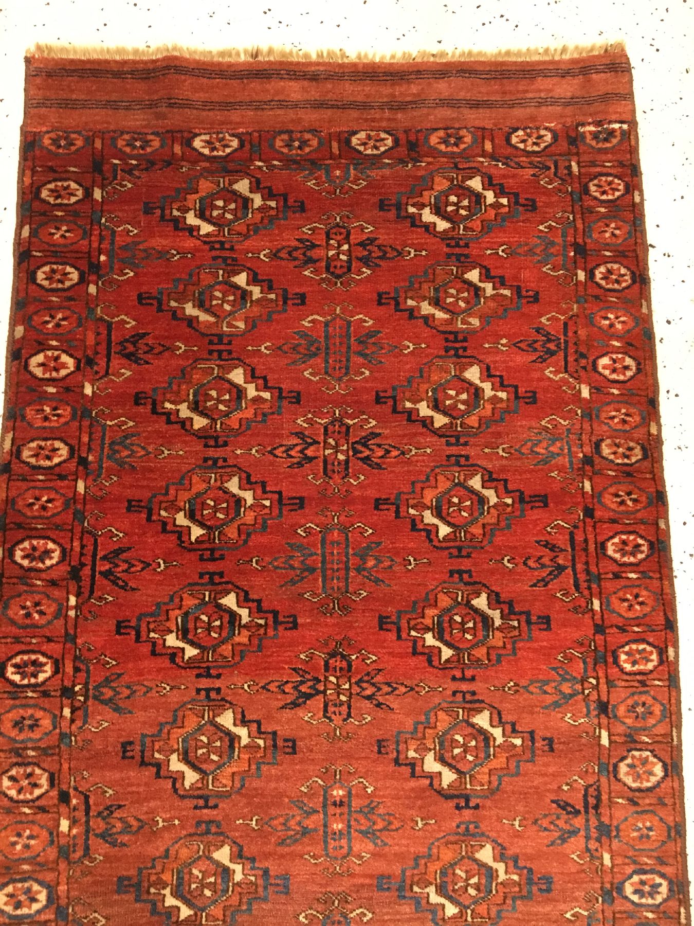 Detail a: Seltener feiner Tekke "Zeremonialteppich" antik, Turkmenistan, Mitte 19.Jhd., Wolle geknüpft auf Wolle. Rarer kleinformatiger ...
