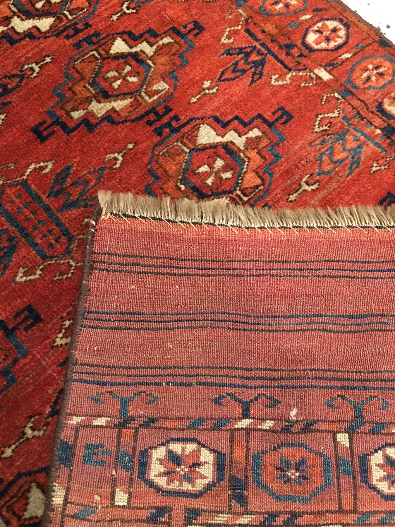 Detail g: Seltener feiner Tekke "Zeremonialteppich" antik, Turkmenistan, Mitte 19.Jhd., Wolle geknüpft auf Wolle. Rarer kleinformatiger ...