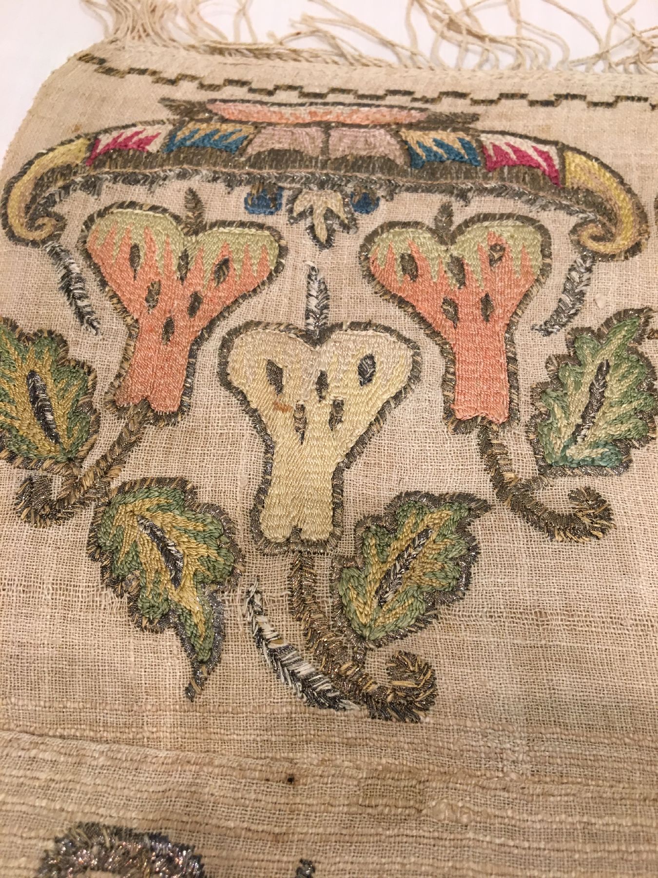 Detail g: (5 Lots) Osmanische "Tücher/Tischdecken" antik (Seiden-Metallstickerei), Osmanisches-Reich, frühes bis Mitte 19.Jhd., ...
