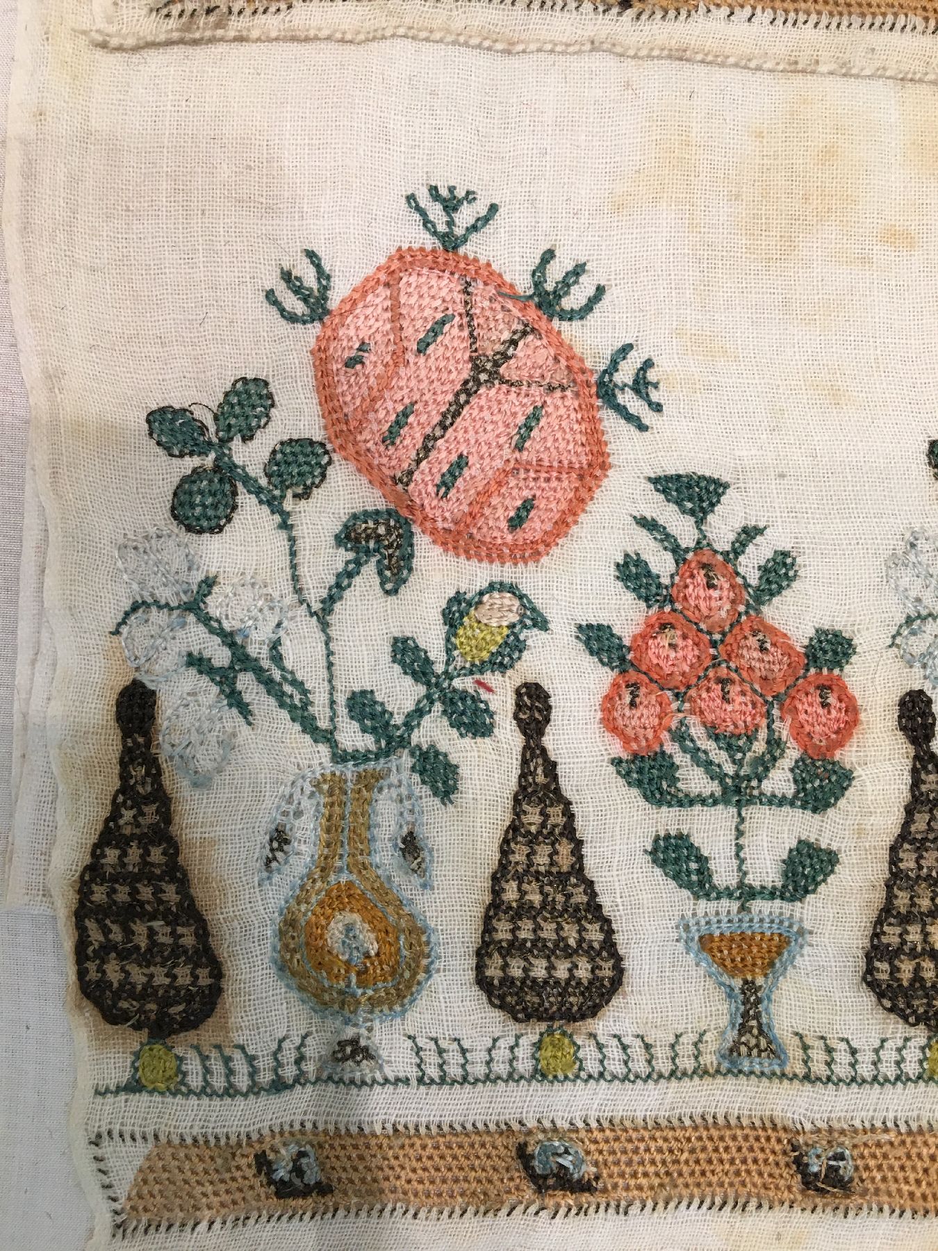 Detail h: (5 Lots) Osmanische "Tücher/Tischdecken" antik (Seiden-Metallstickerei), Osmanisches-Reich, frühes bis Mitte 19.Jhd., ...