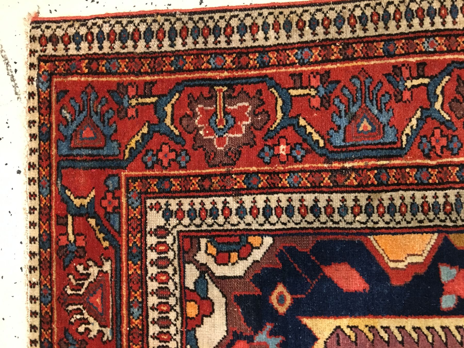 Detail g: Selten auberginefarbener Mischan-Malayer antik, Westpersien, Ende 19.Jhd., Wolle geknüpft auf Baumwolle. Feiner Malayer aus dem Dorf Mischan in ...